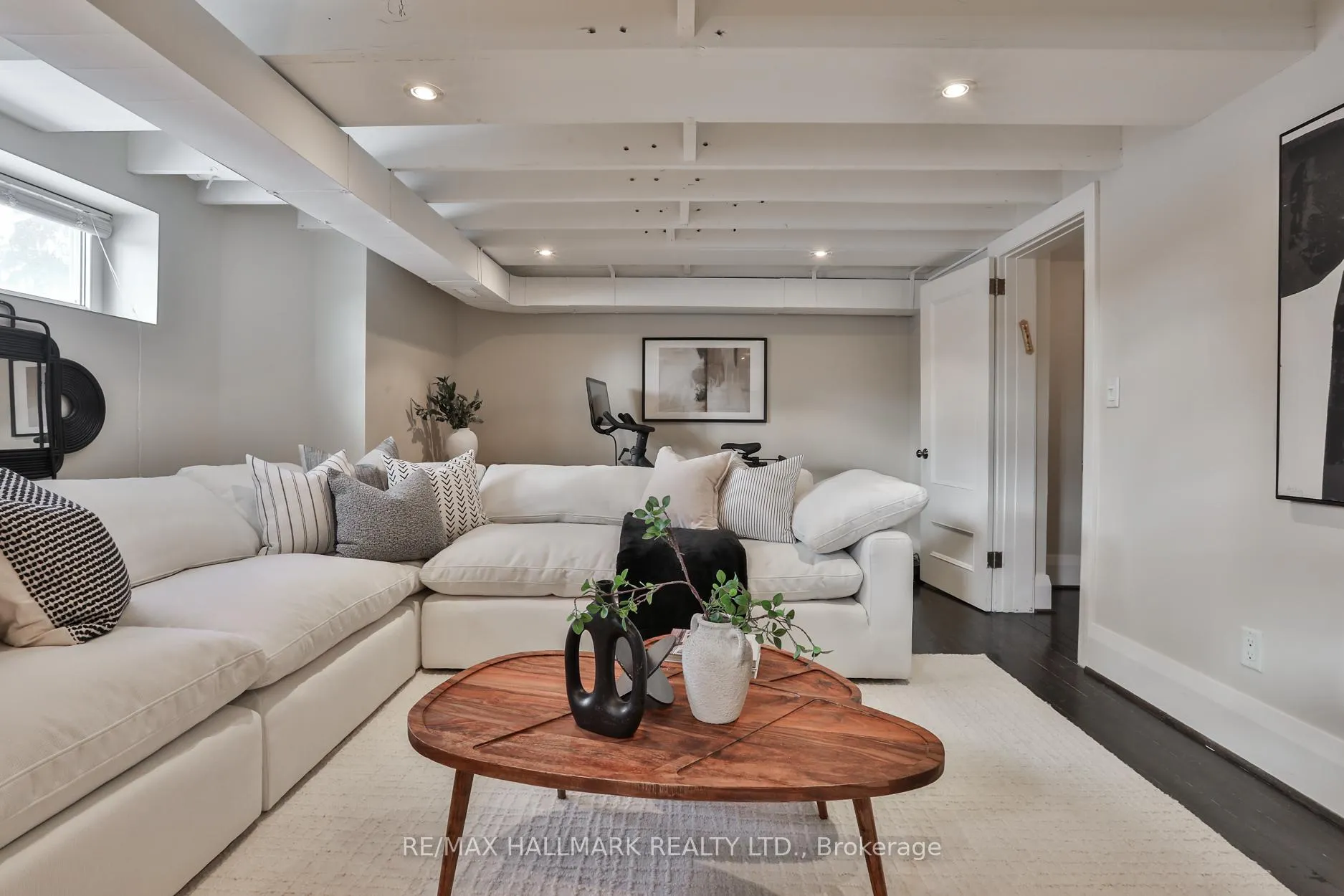 Photo 29 of 9 Glenarden Road, Toronto, Forest Hill North — HOMEH