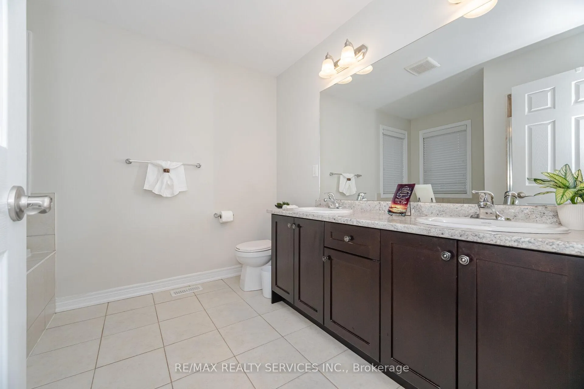 Photo 27 of 42 Abigail Crescent, Caledon, Rural Caledon — HOMEH