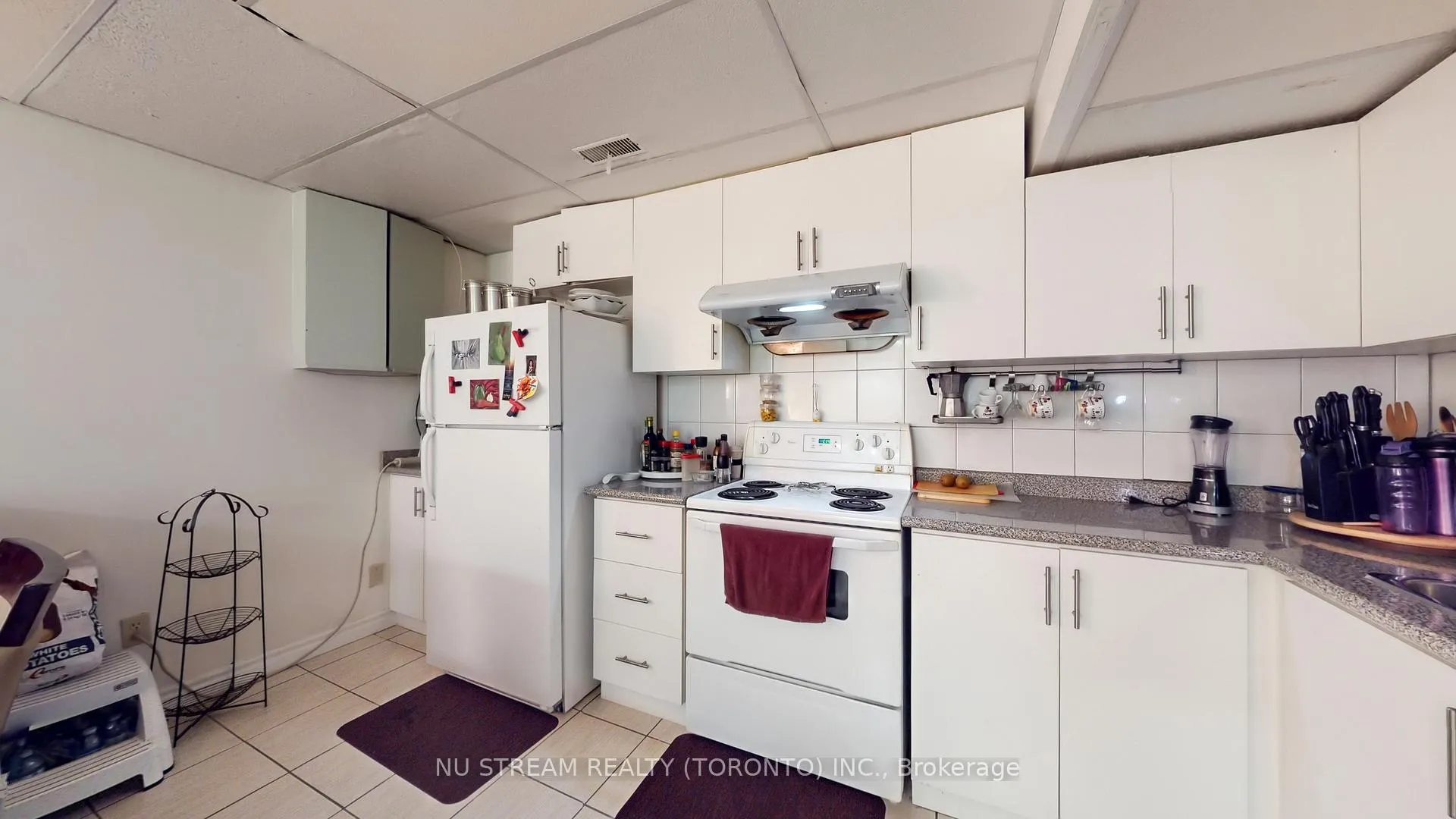 Photo 19 of 95 Madsen Crescent, Markham, Markville — HOMEH