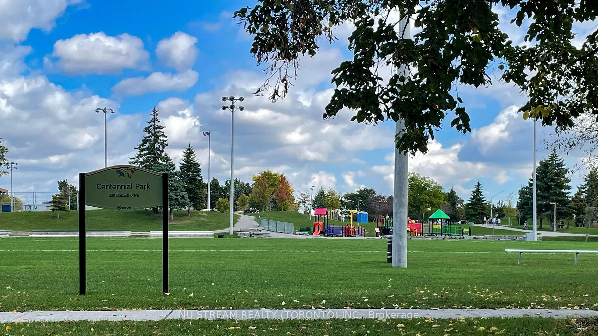 Photo 24 of 95 Madsen Crescent, Markham, Markville — HOMEH