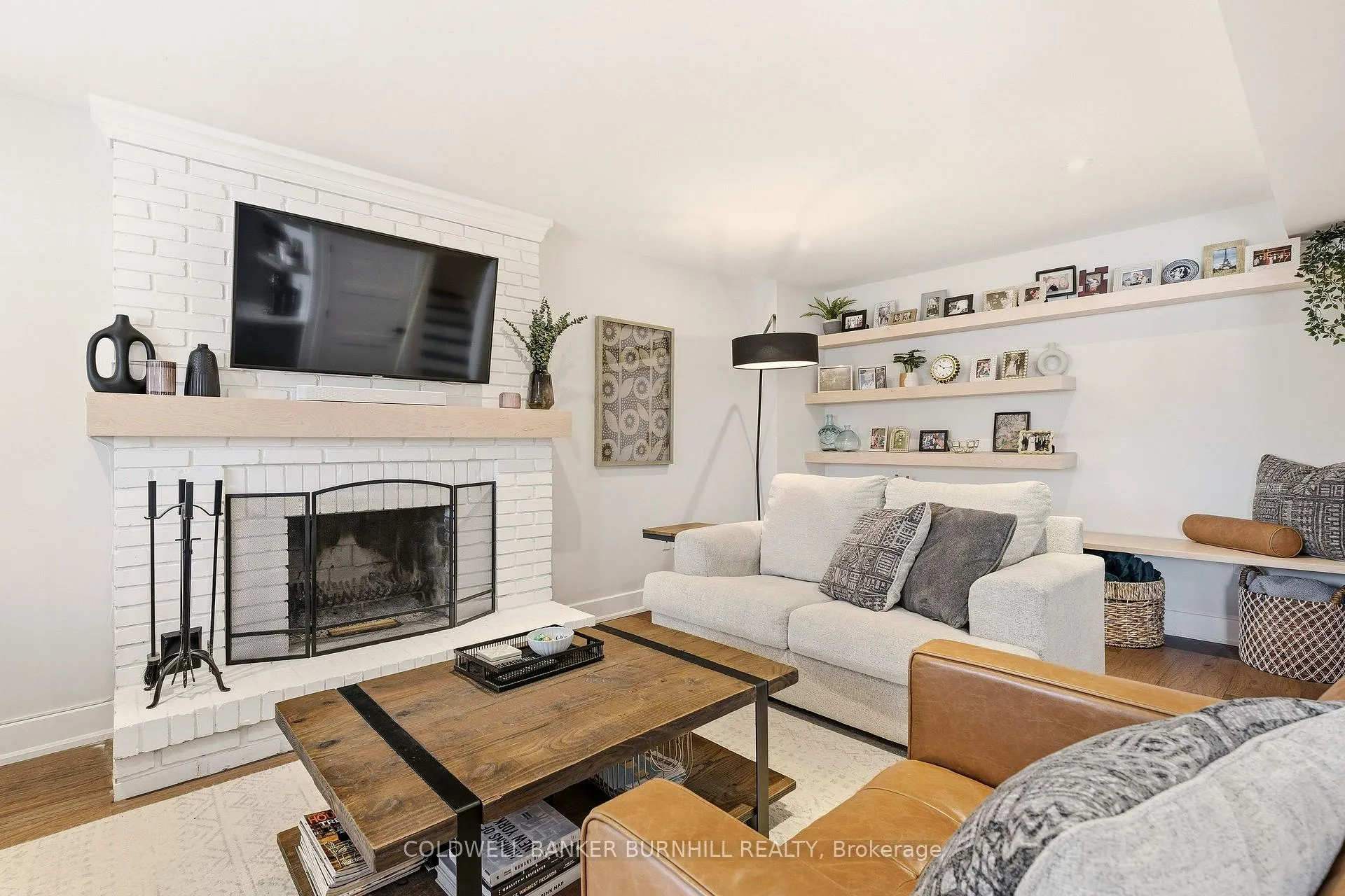 Photo 20 of 697 Lambshead Drive, Burlington, Brant — HOMEH