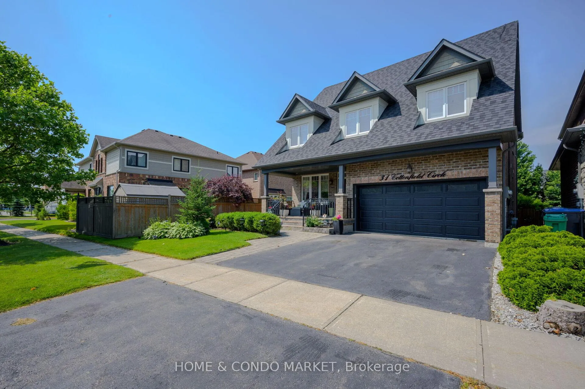 Photo 2 of 31 Cottonfield Circle, Caledon, Rural Caledon — HOMEH