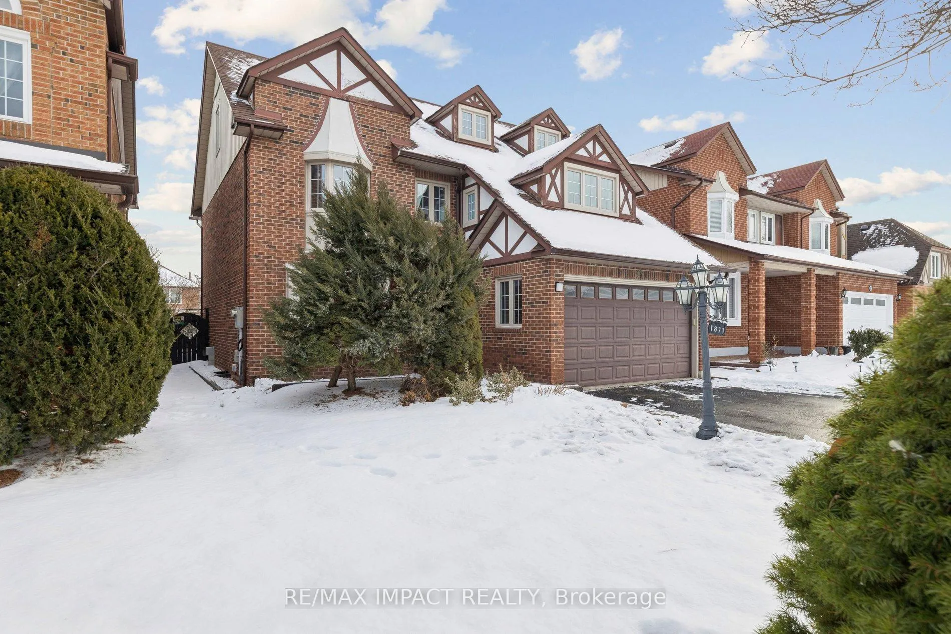 Photo 2 of 1871 Brookshire Square, Pickering, Liverpool — HOMEH