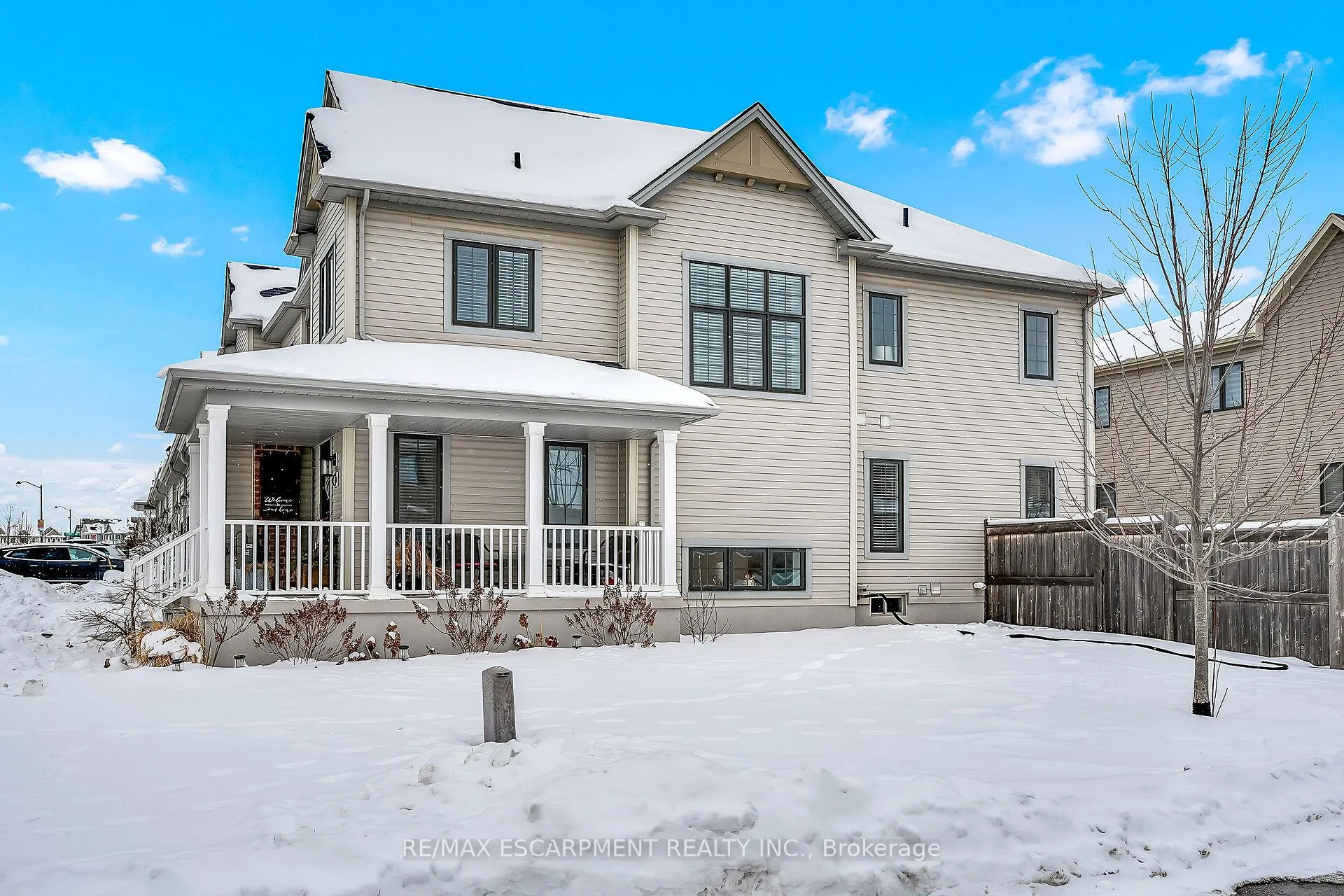 Photo 4 of 64 Arnold Marshall Boulevard, Haldimand — HOMEH