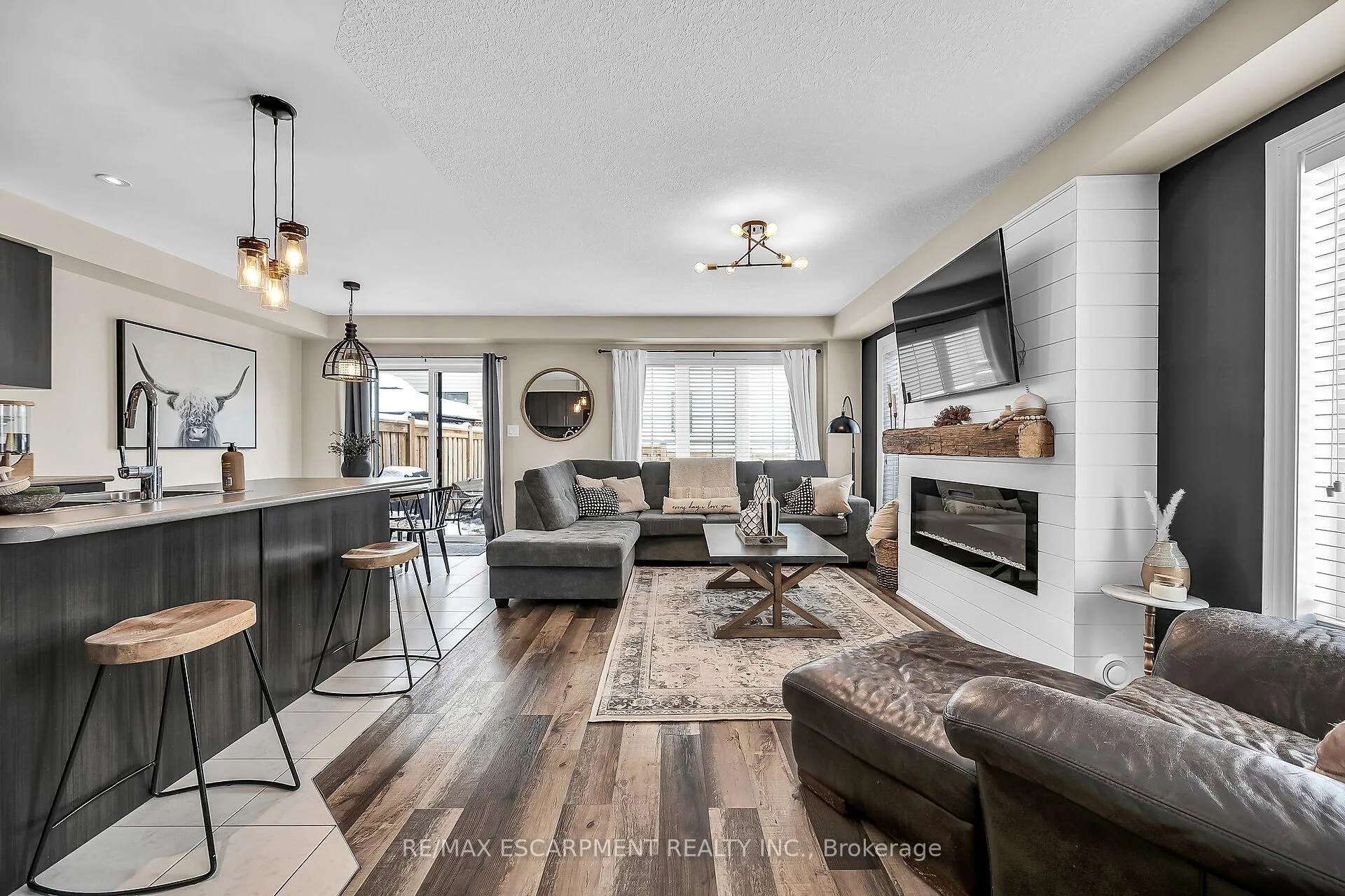 Photo 12 of 64 Arnold Marshall Boulevard, Haldimand — HOMEH