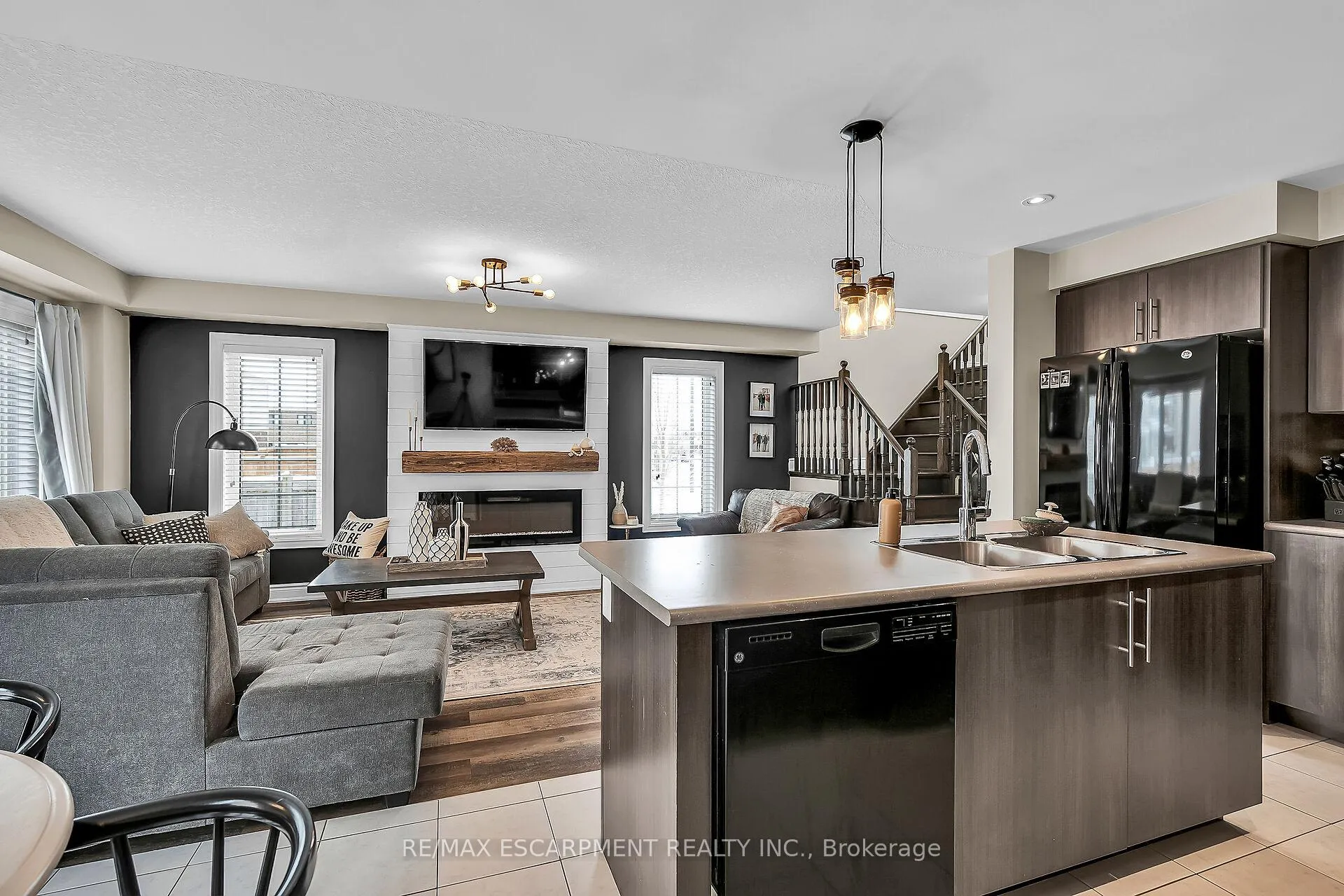 Photo 22 of 64 Arnold Marshall Boulevard, Haldimand — HOMEH