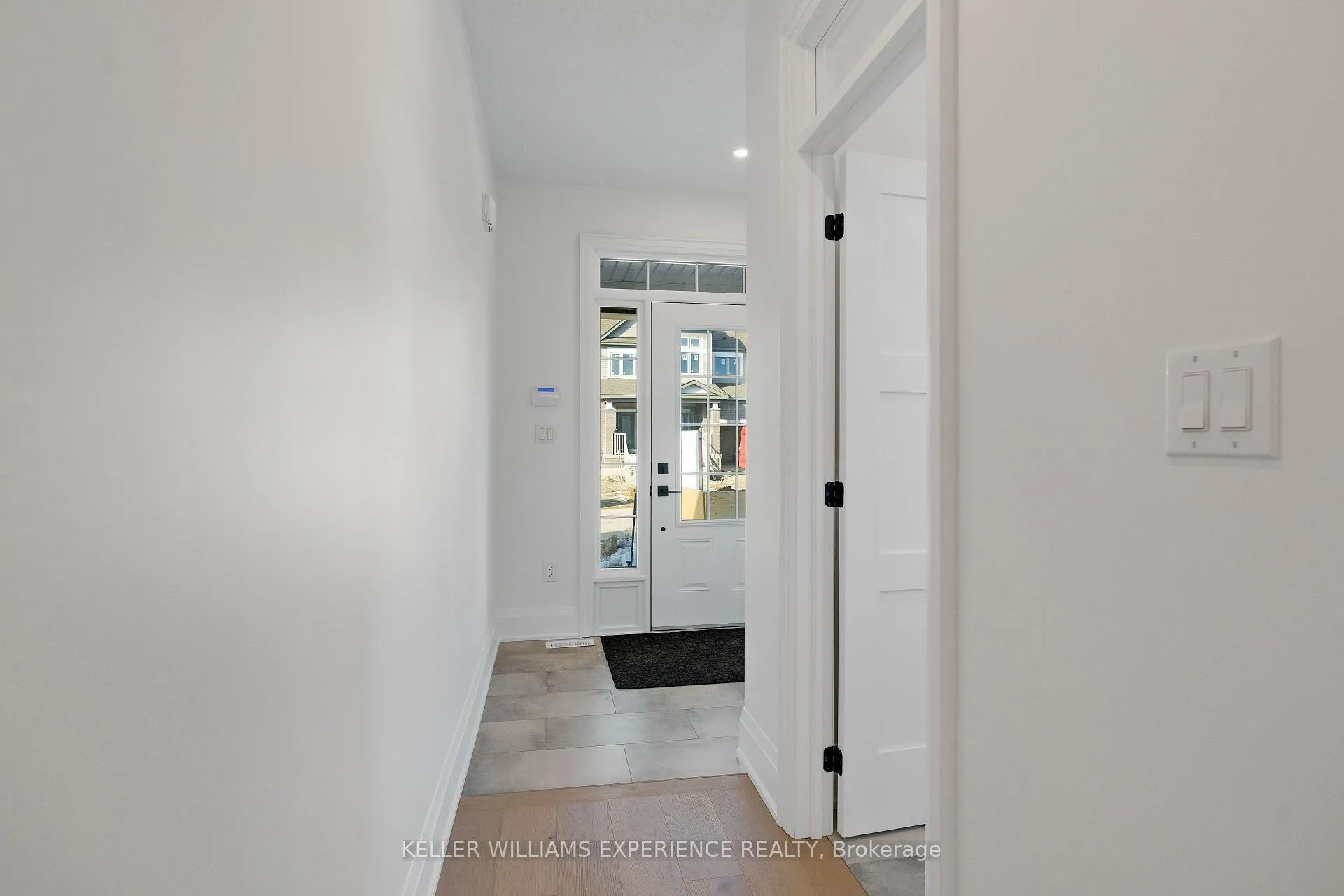 Photo 6 of 84 Sagewood Avenue, Barrie, Painswick South — HOMEH