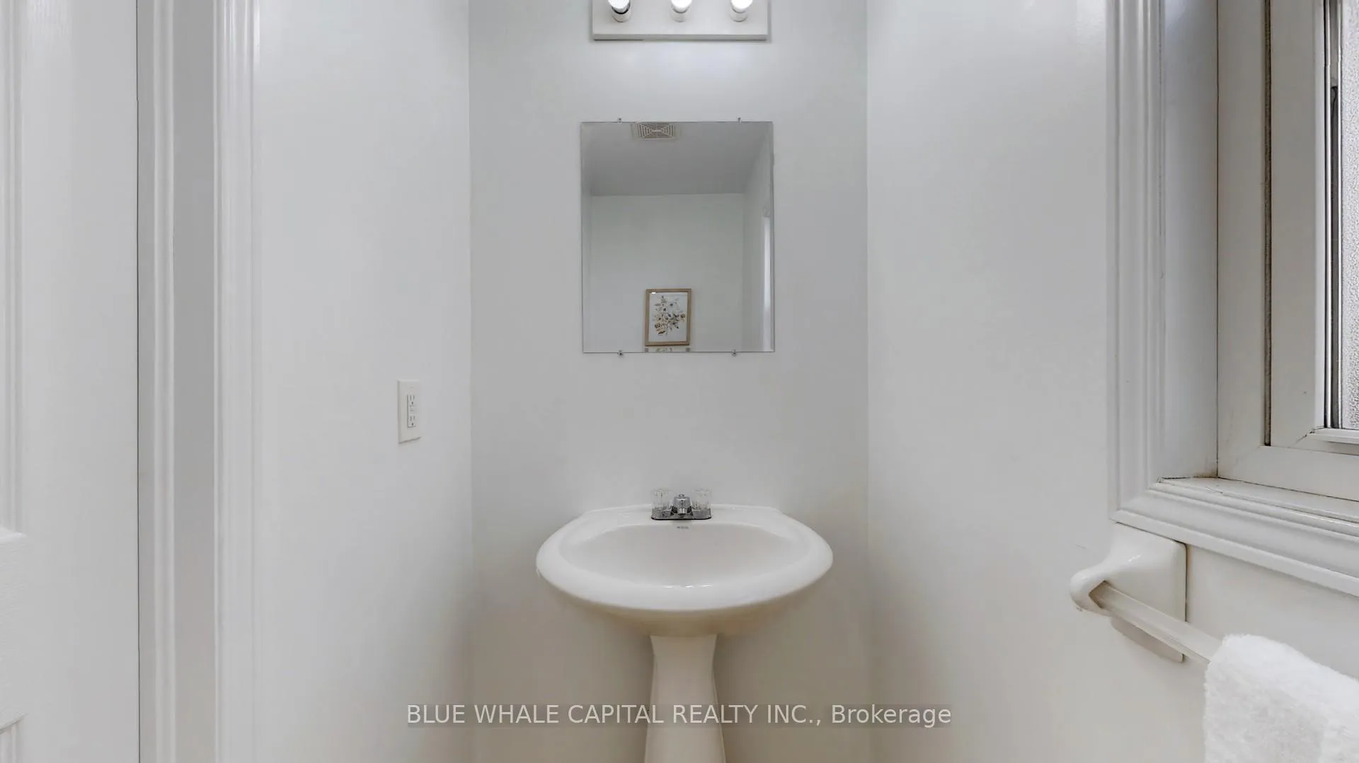 Photo 9 of 406 White Birch Avenue, Waterloo — HOMEH