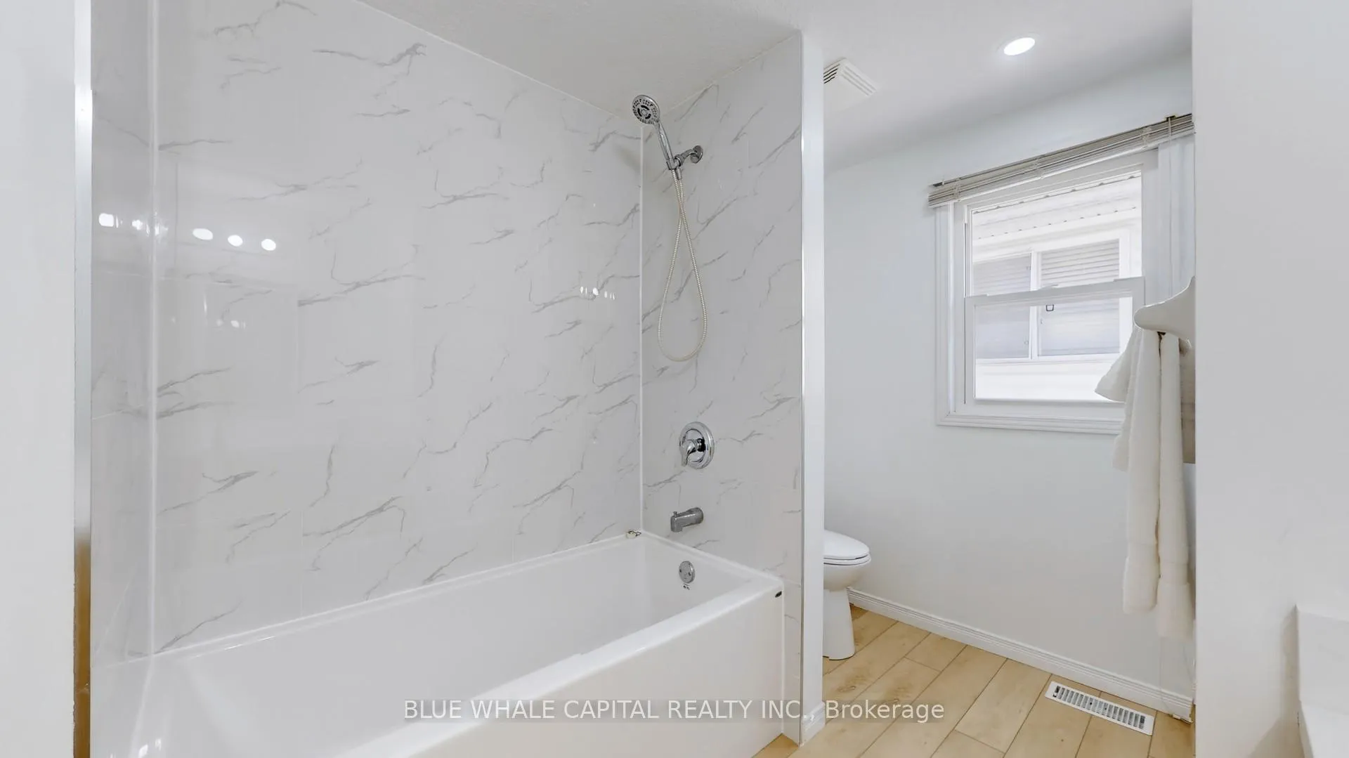 Photo 25 of 406 White Birch Avenue, Waterloo — HOMEH