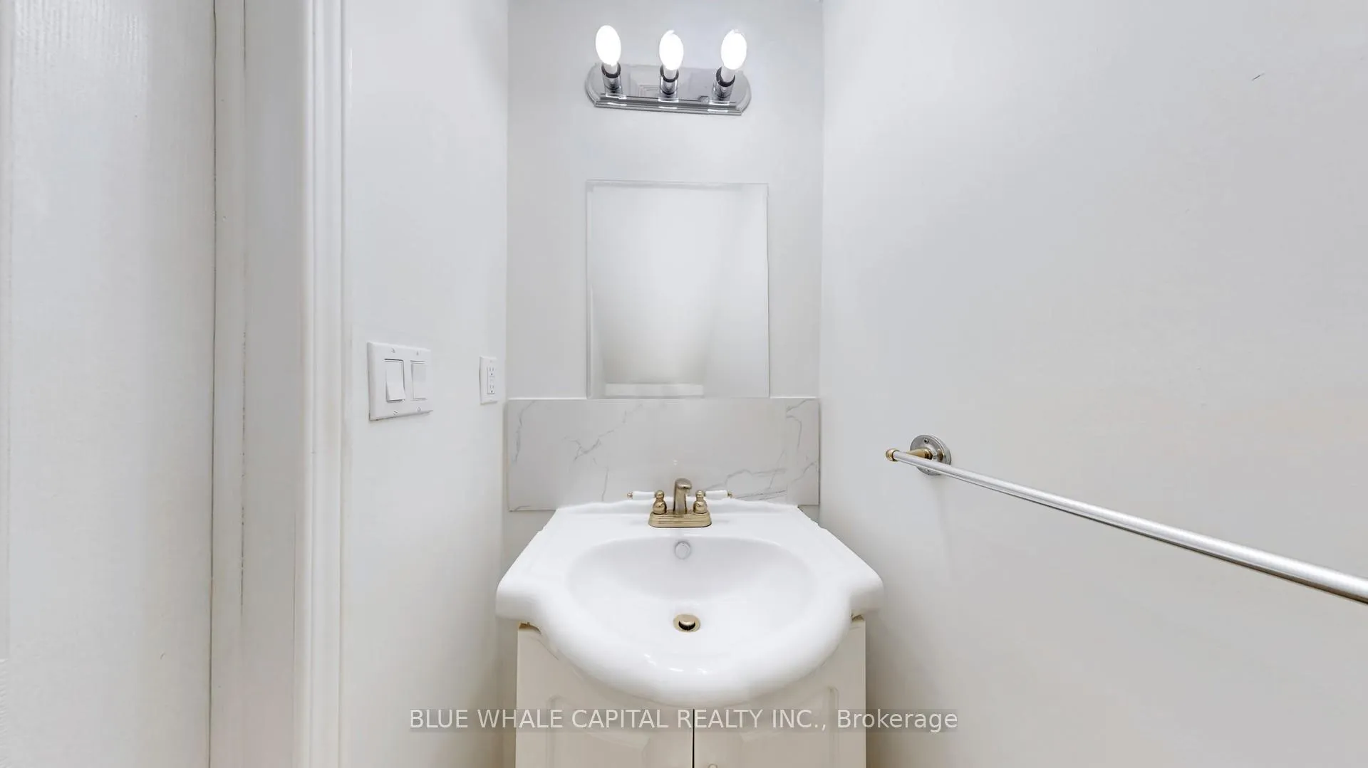 Photo 31 of 406 White Birch Avenue, Waterloo — HOMEH
