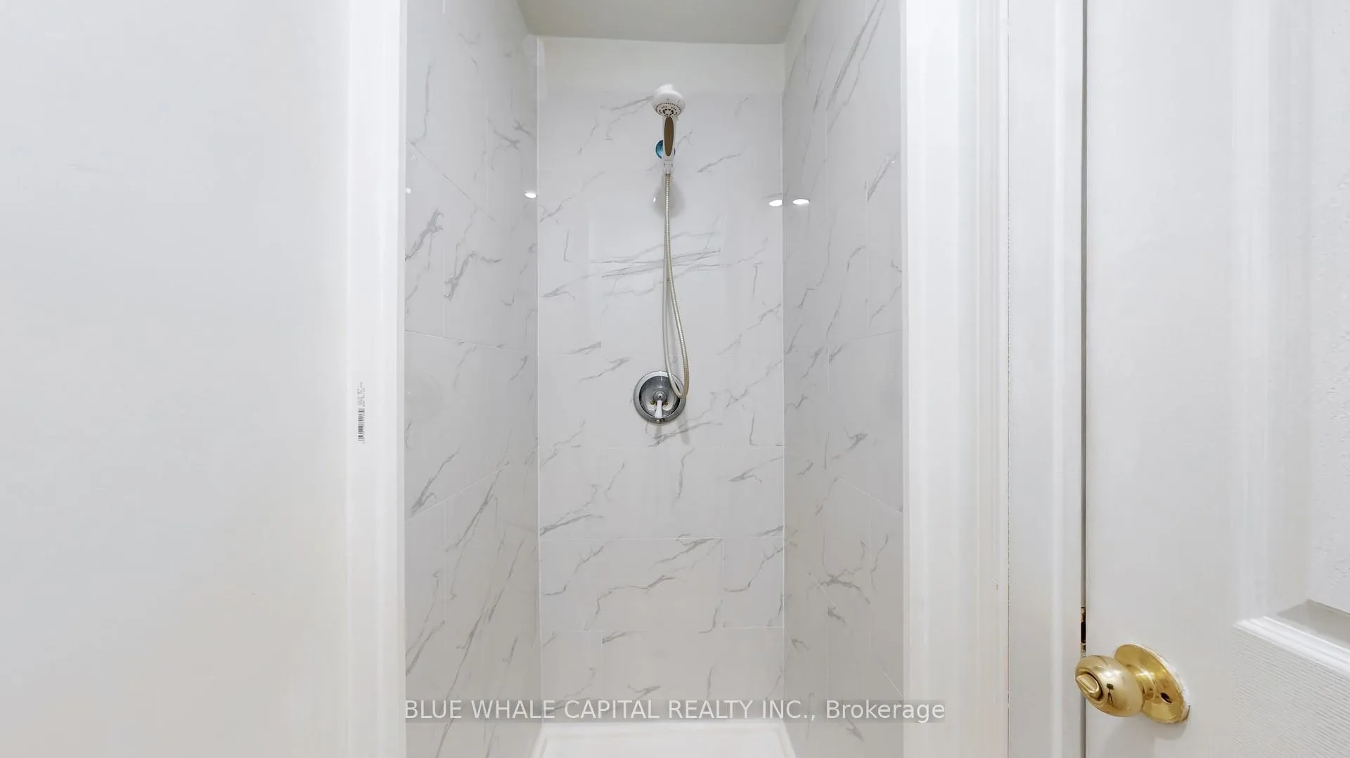 Photo 32 of 406 White Birch Avenue, Waterloo — HOMEH
