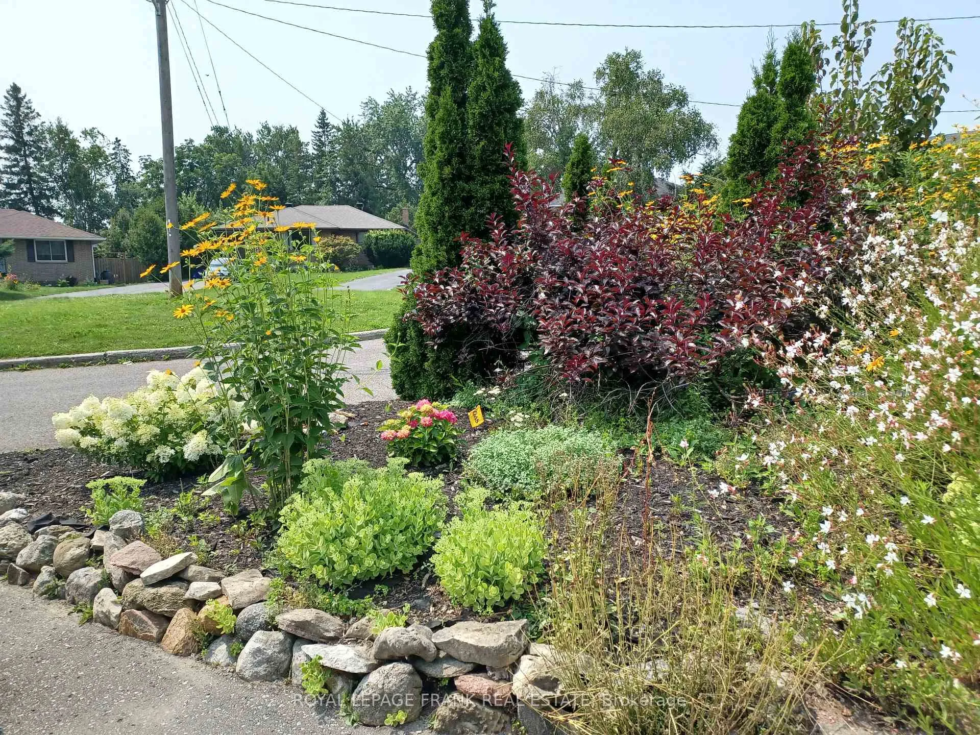 Photo 24 of 372 Arbor Court, Oshawa, McLaughlin — HOMEH