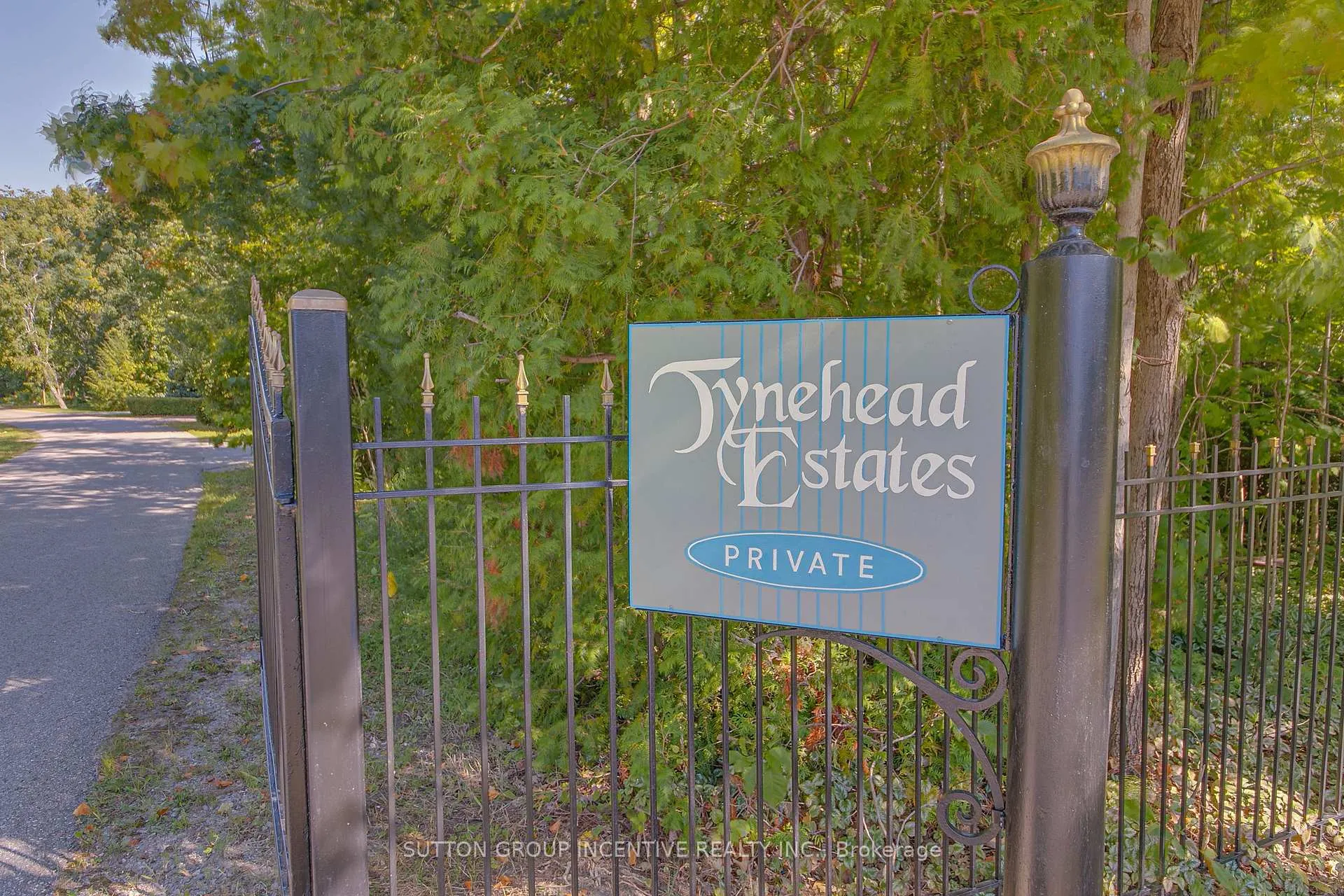 Photo 3 of 201-C Tynhead Road, Barrie, South Shore — HOMEH