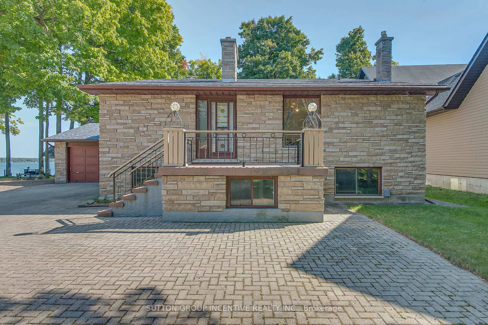 Photo 7 of 201-C Tynhead Road, Barrie, South Shore — HOMEH