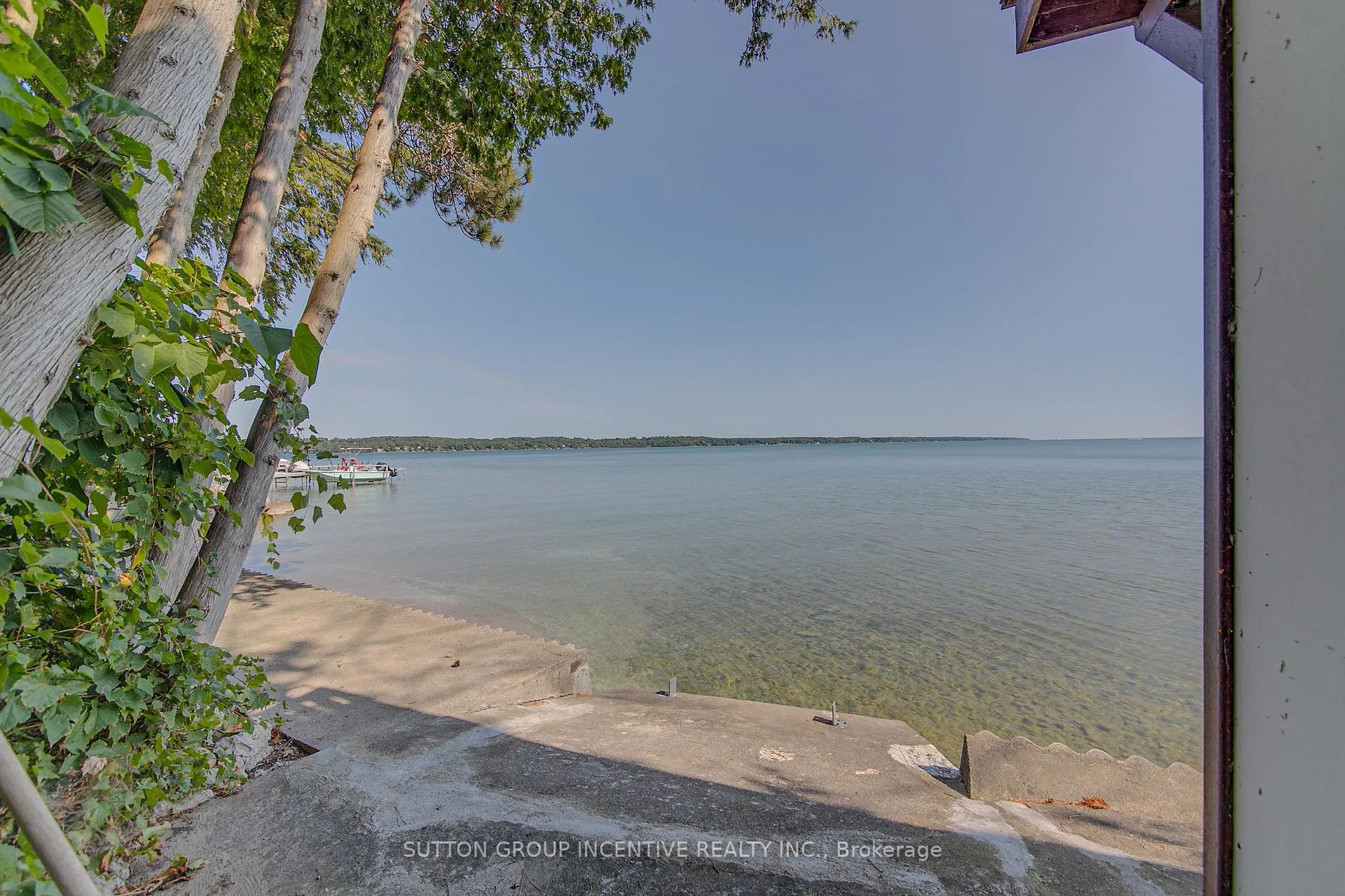 Photo 15 of 201-C Tynhead Road, Barrie, South Shore — HOMEH