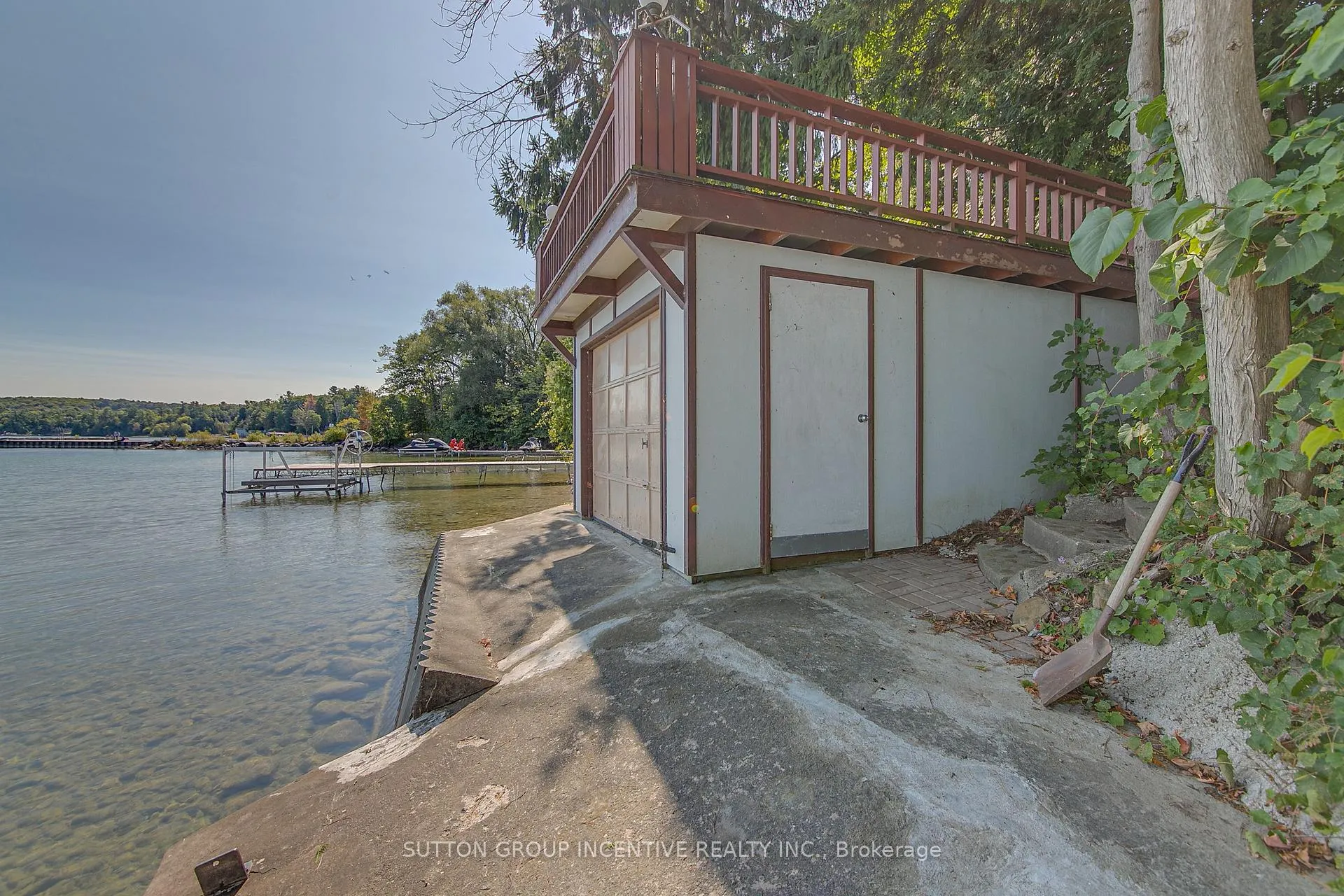 Photo 16 of 201-C Tynhead Road, Barrie, South Shore — HOMEH