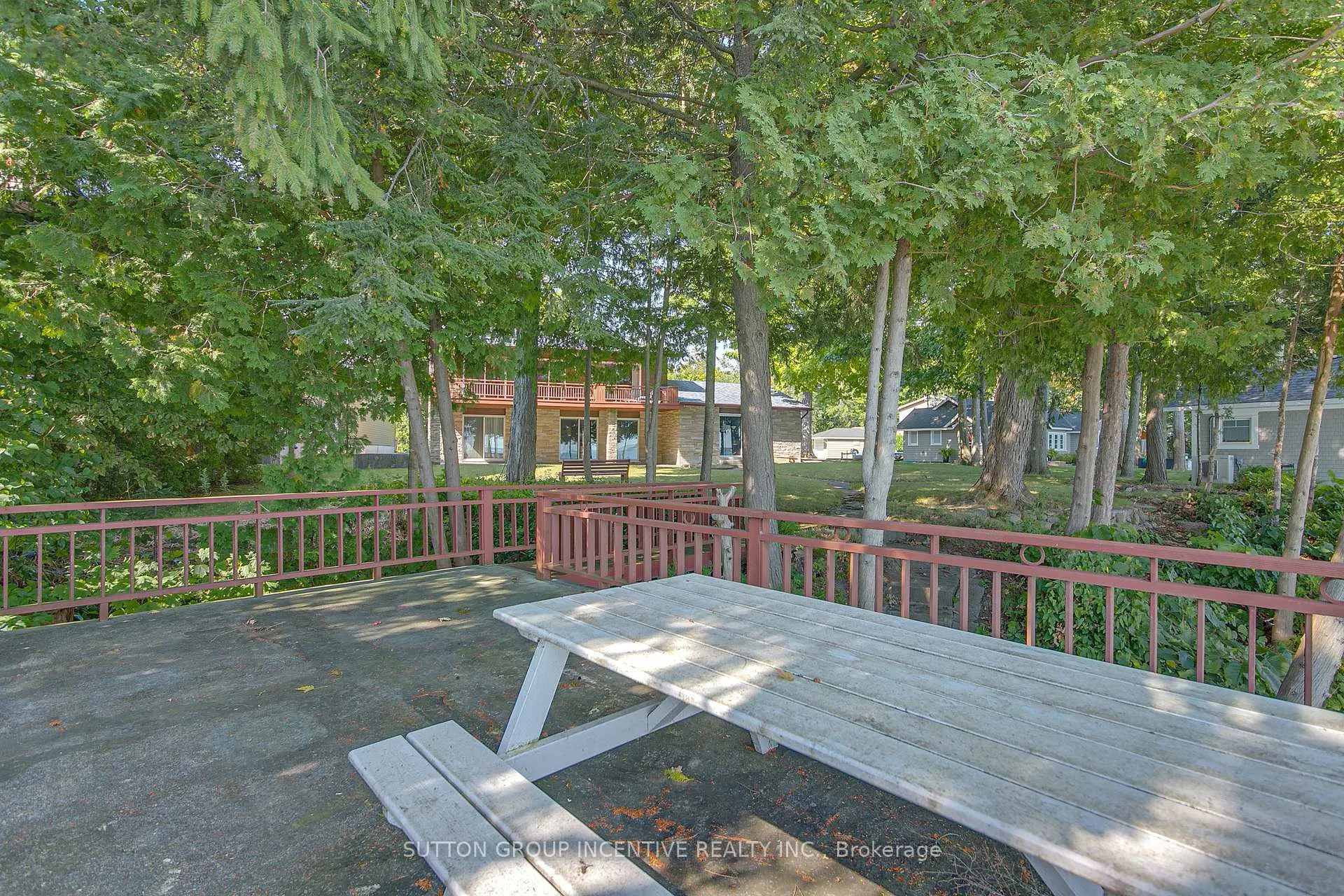 Photo 28 of 201-C Tynhead Road, Barrie, South Shore — HOMEH