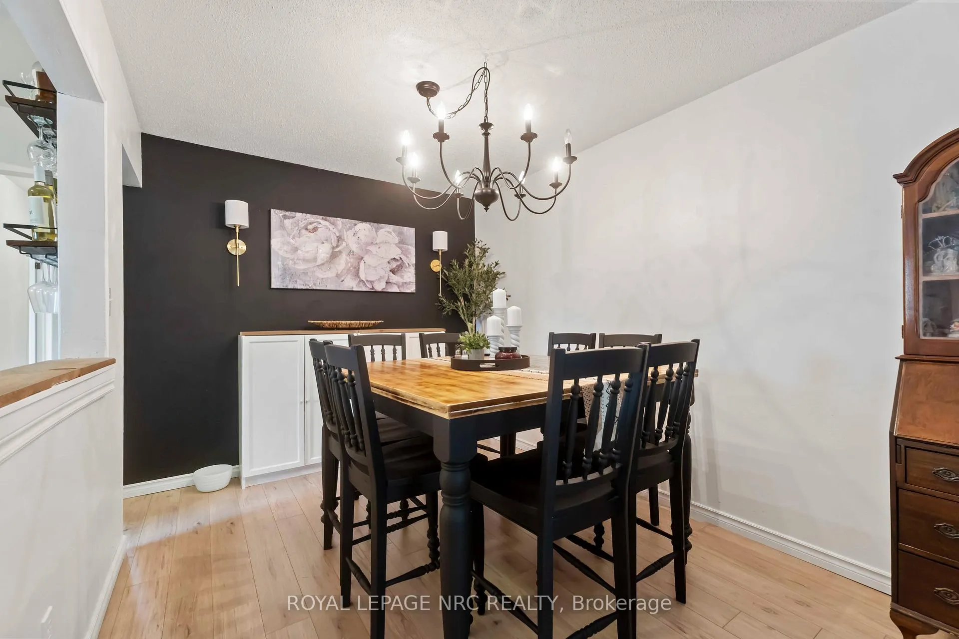 Photo 14 of 6058 Wildrose Crescent, Niagara Falls, Oldfield — HOMEH