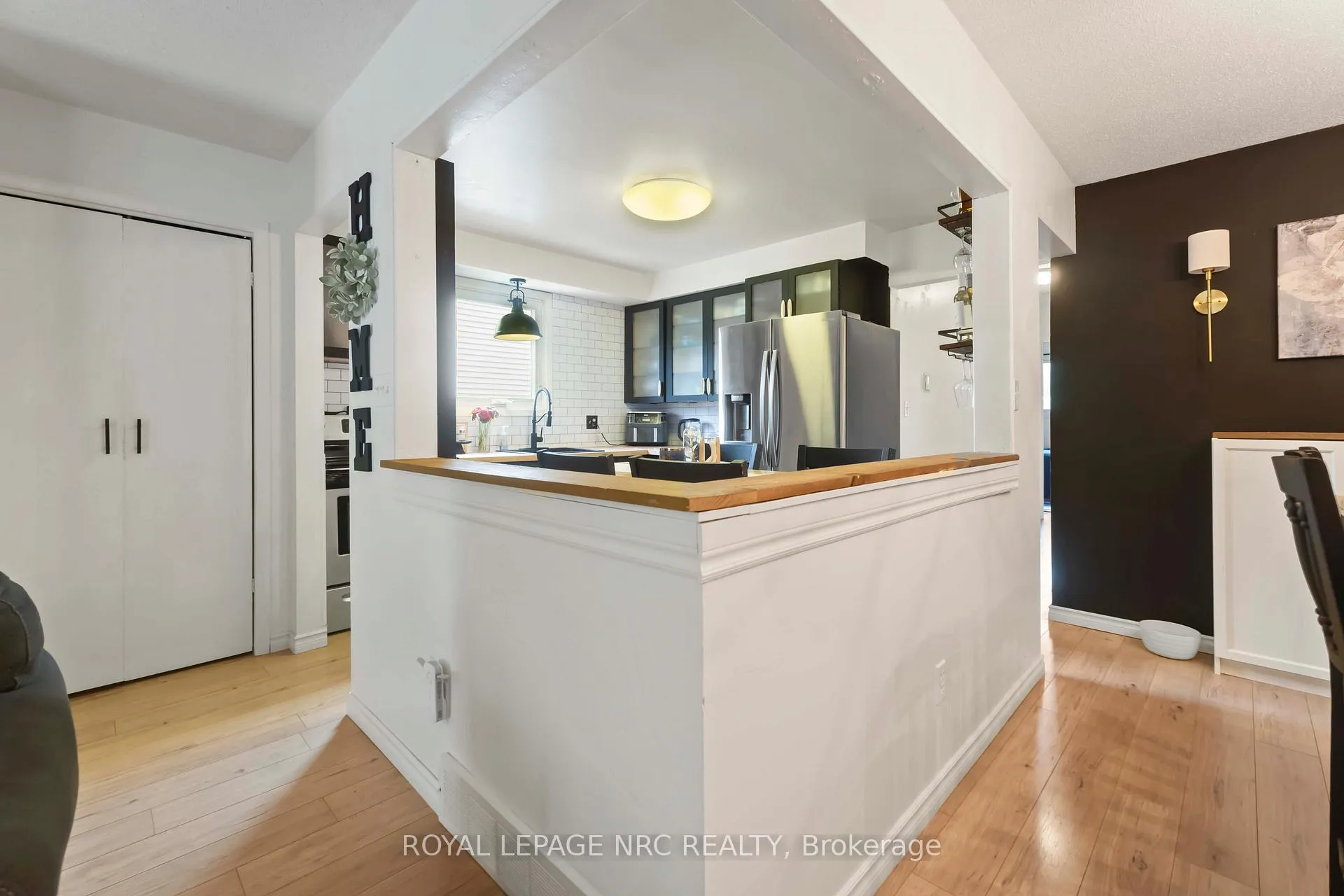 Photo 17 of 6058 Wildrose Crescent, Niagara Falls, Oldfield — HOMEH