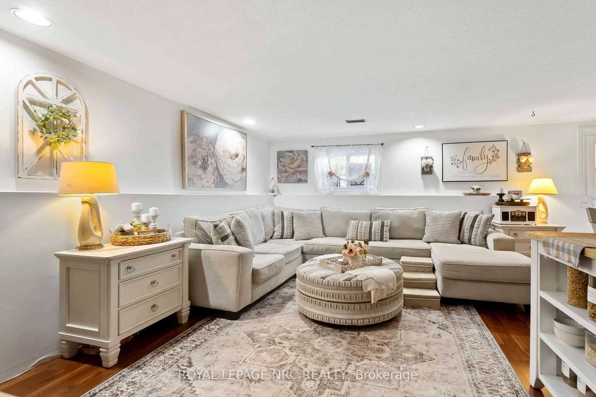 Photo 21 of 6058 Wildrose Crescent, Niagara Falls, Oldfield — HOMEH