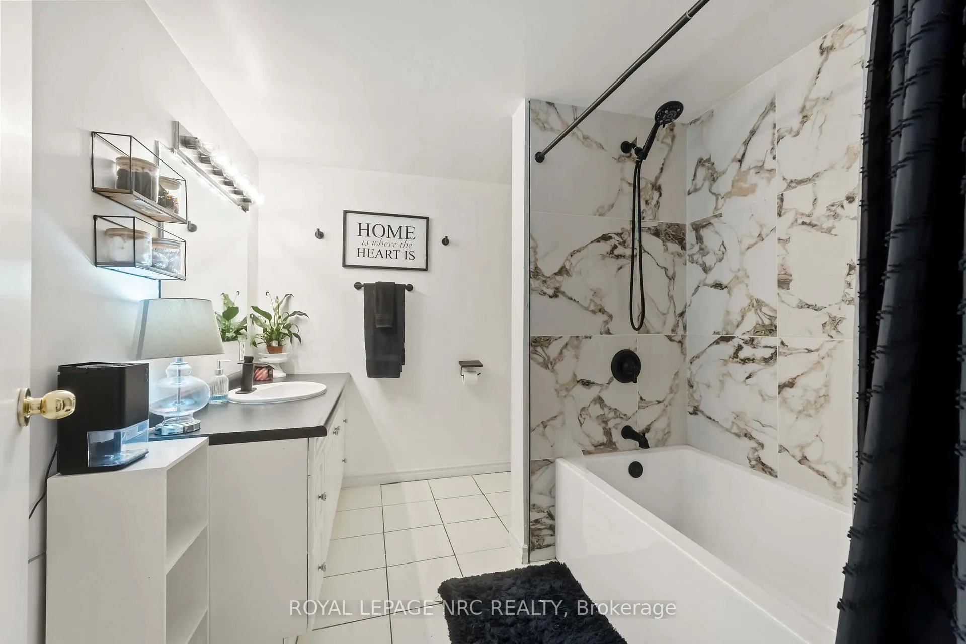 Photo 32 of 6058 Wildrose Crescent, Niagara Falls, Oldfield — HOMEH