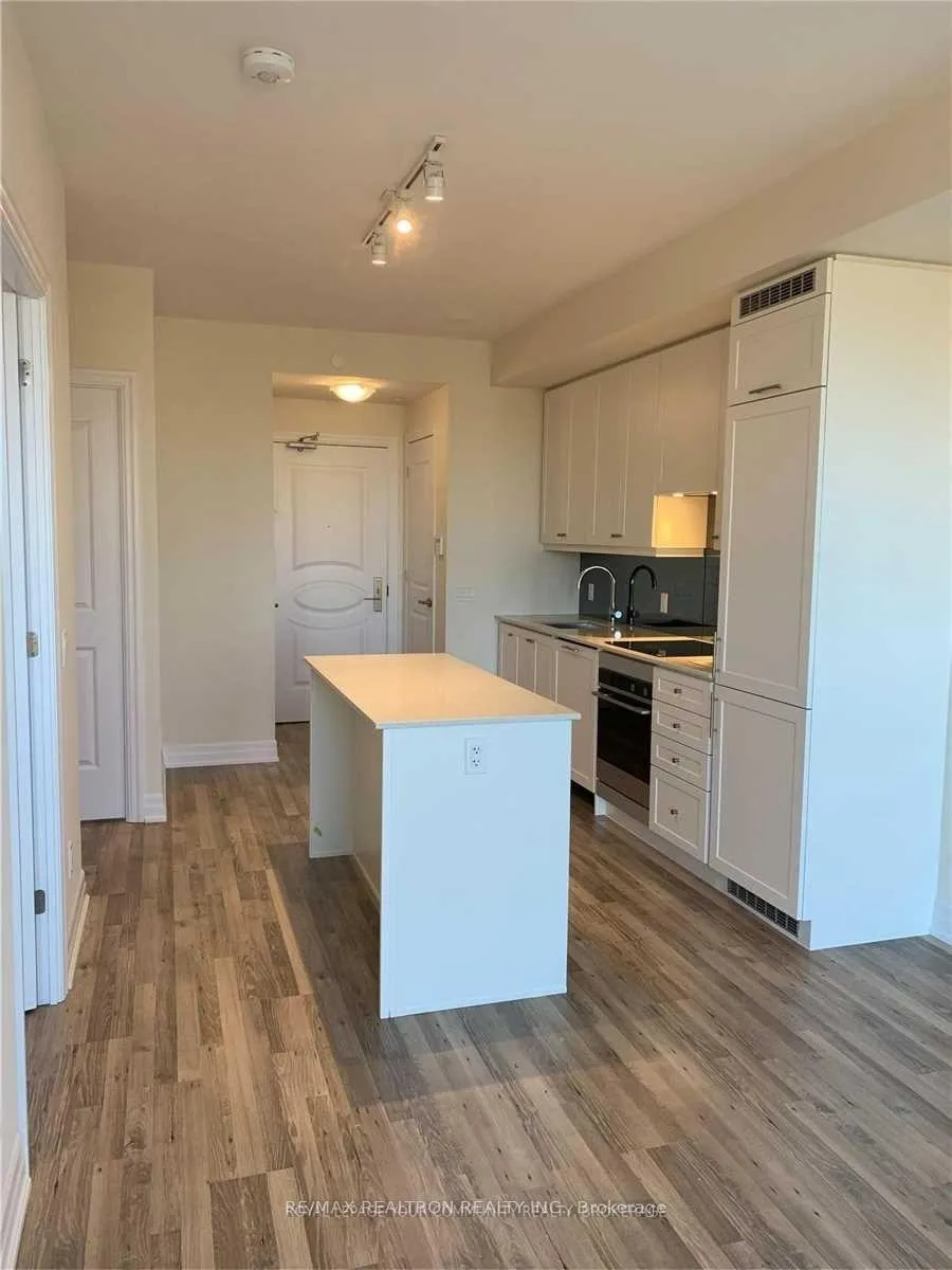 Photo 5 of Unit 1903, 9085 Jane Street, Vaughan, Concord — HOMEH
