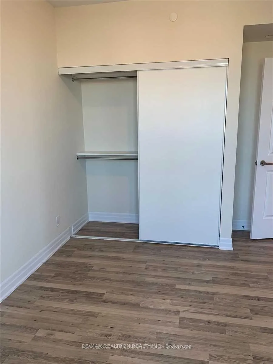 Photo 12 of Unit 1903, 9085 Jane Street, Vaughan, Concord — HOMEH