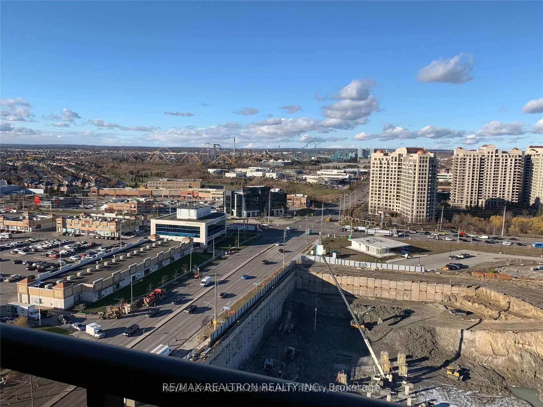Photo 13 of Unit 1903, 9085 Jane Street, Vaughan, Concord — HOMEH