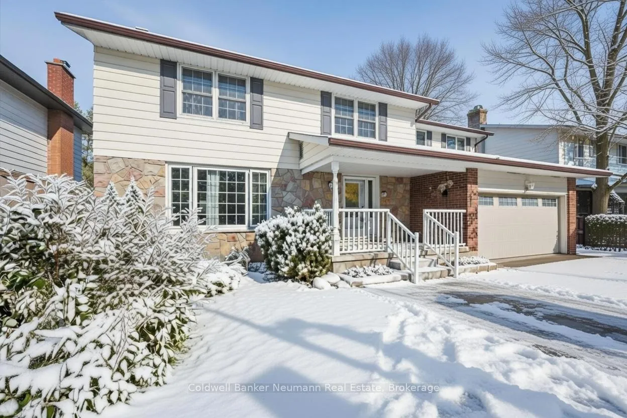 Front of 10 Carmine Place