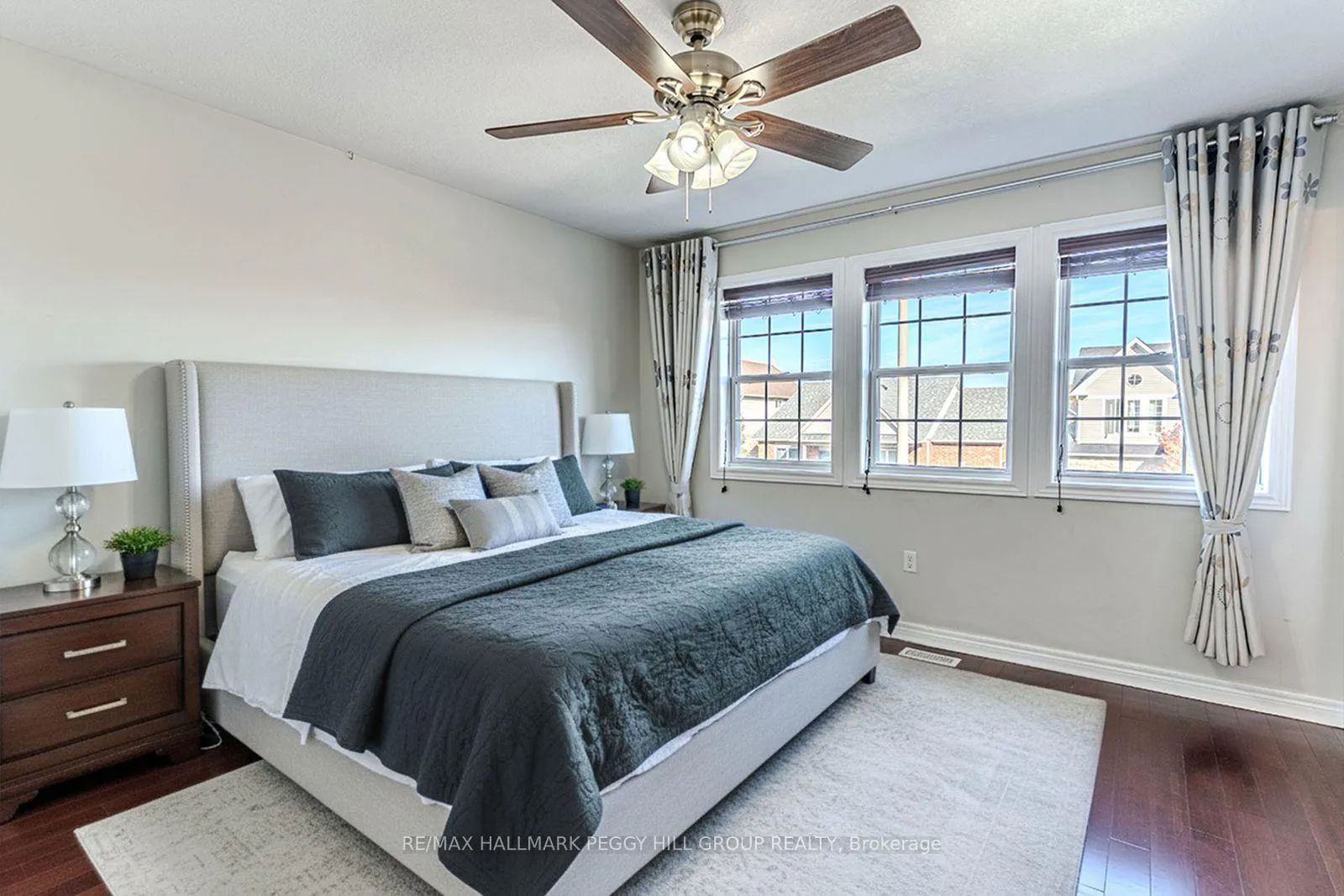 Photo 6 of 29 Brookwood Drive, Barrie, 400 West — HOMEH
