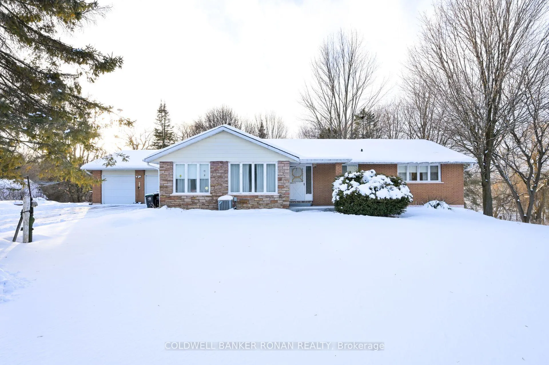Photo 2 of 1406 10th Side Road, New Tecumseth, Rural New Tecumseth — HOMEH
