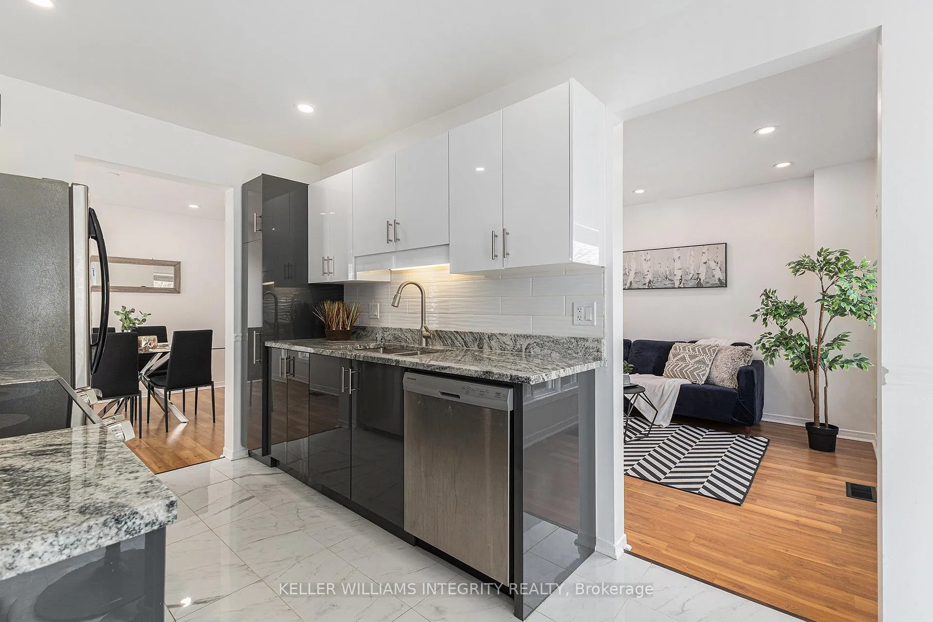 Photo 9 of 274 stoneway Drive W, Ottawa, Barrhaven East — HOMEH