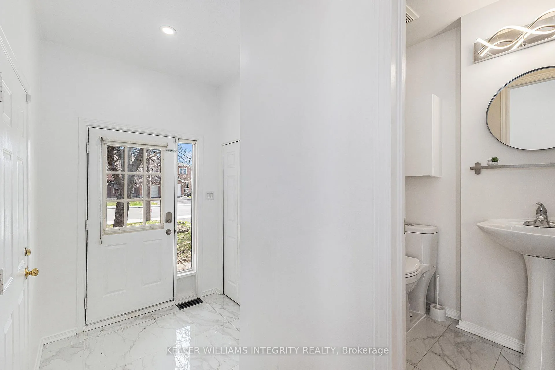 Photo 12 of 274 stoneway Drive W, Ottawa, Barrhaven East — HOMEH