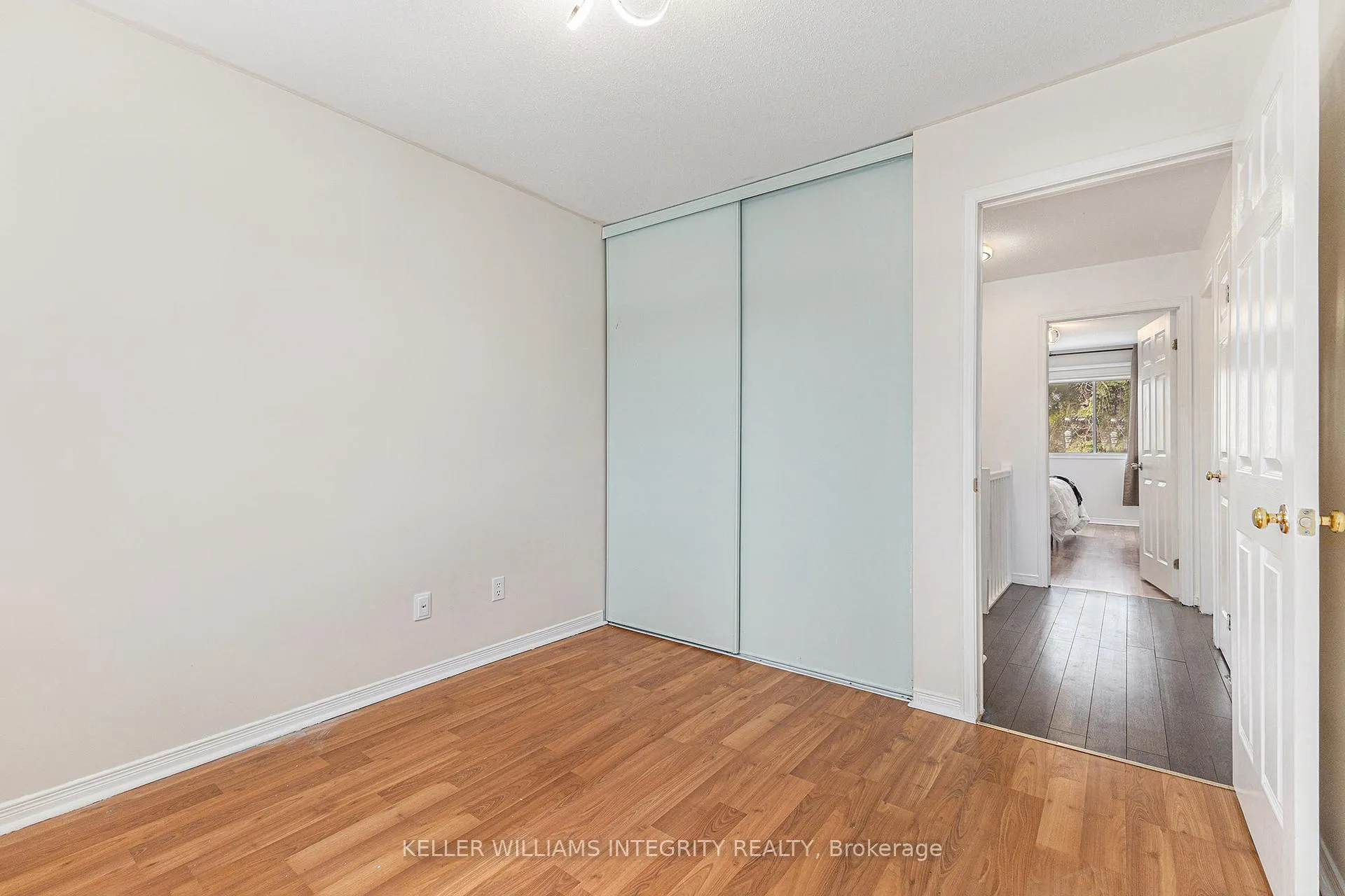 Photo 18 of 274 stoneway Drive W, Ottawa, Barrhaven East — HOMEH