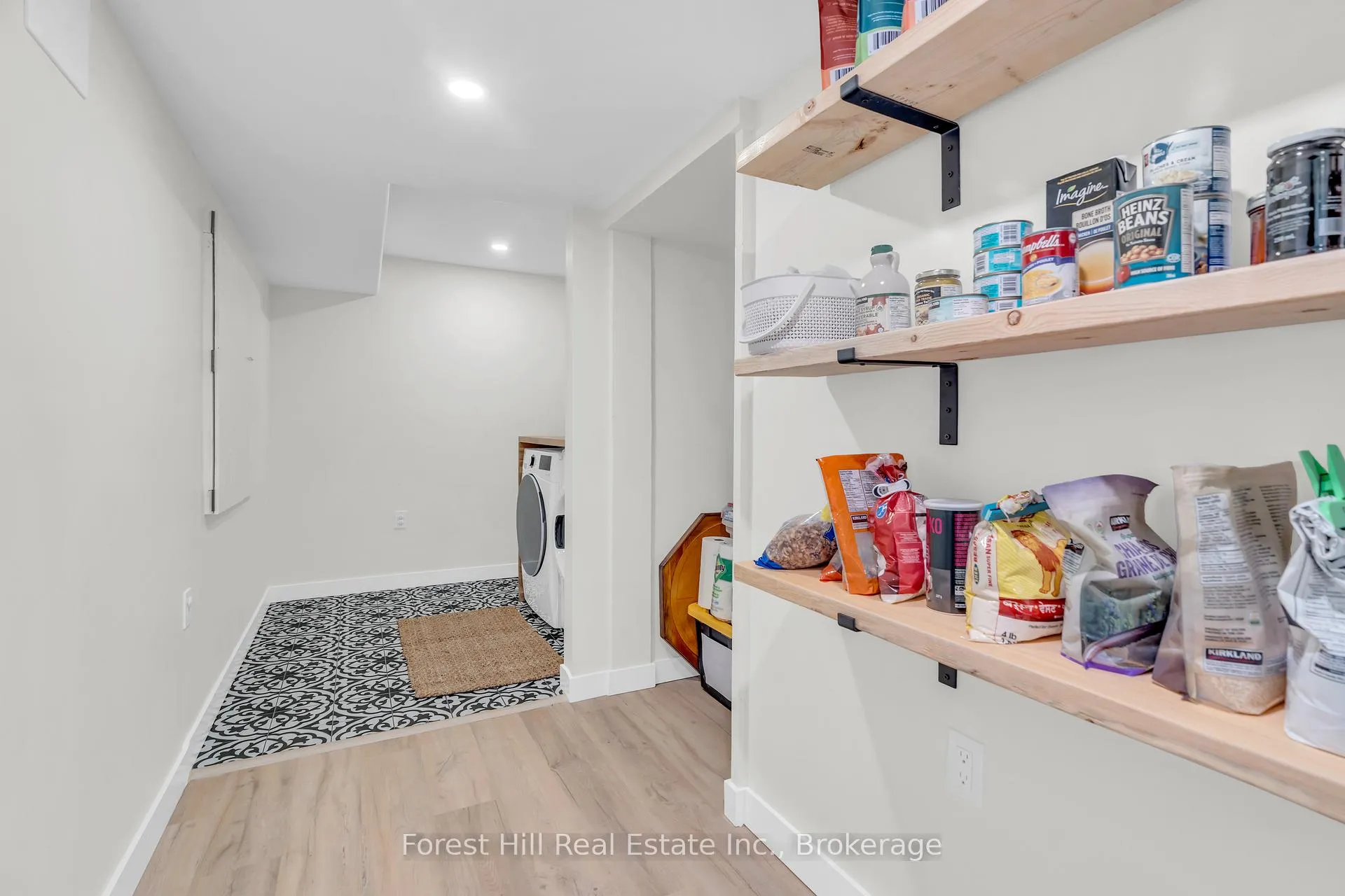 Photo 35 of 290 Ginseng Street, Waterloo — HOMEH