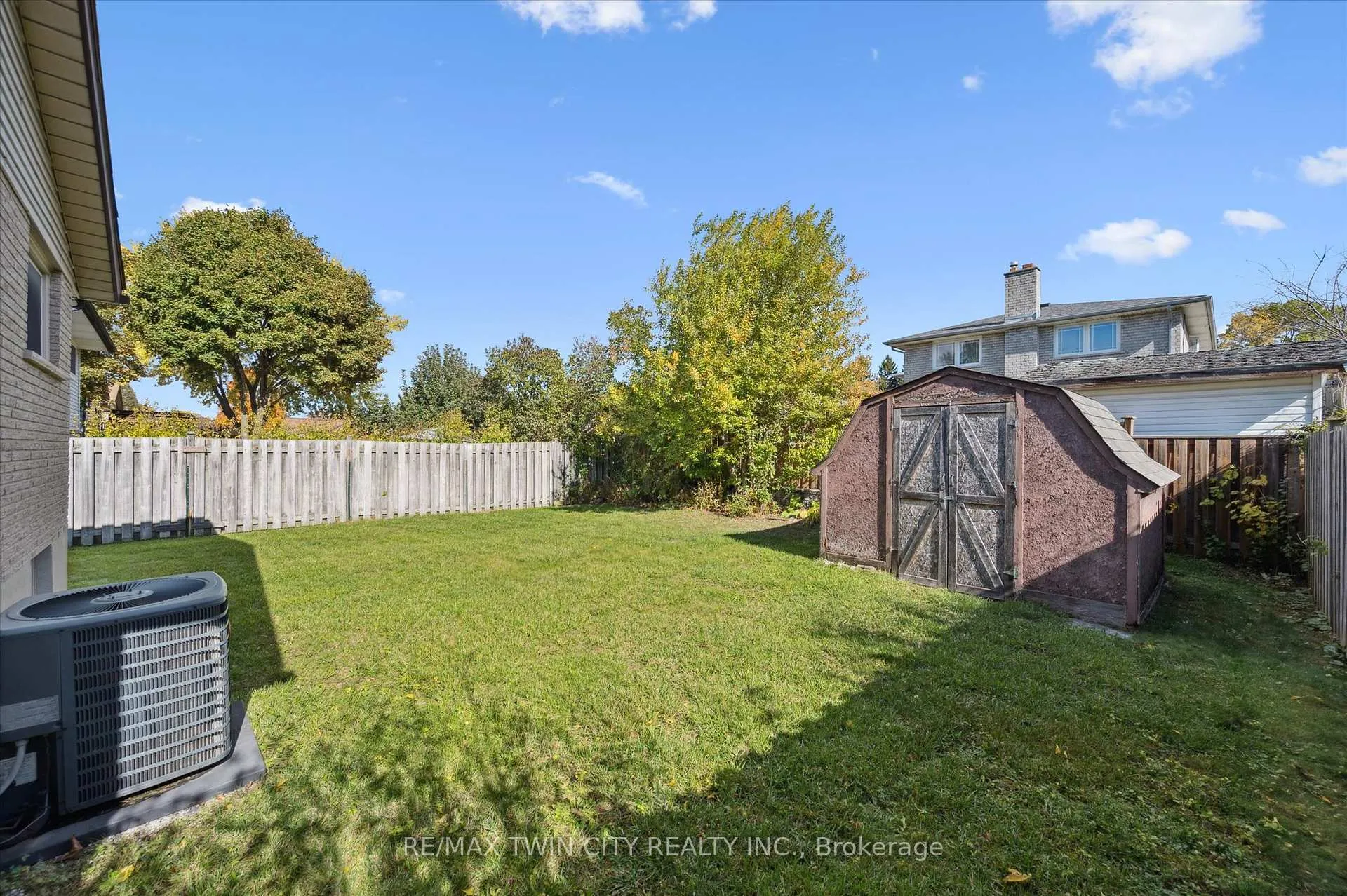Photo 18 of 162 The Country Way, Kitchener — HOMEH