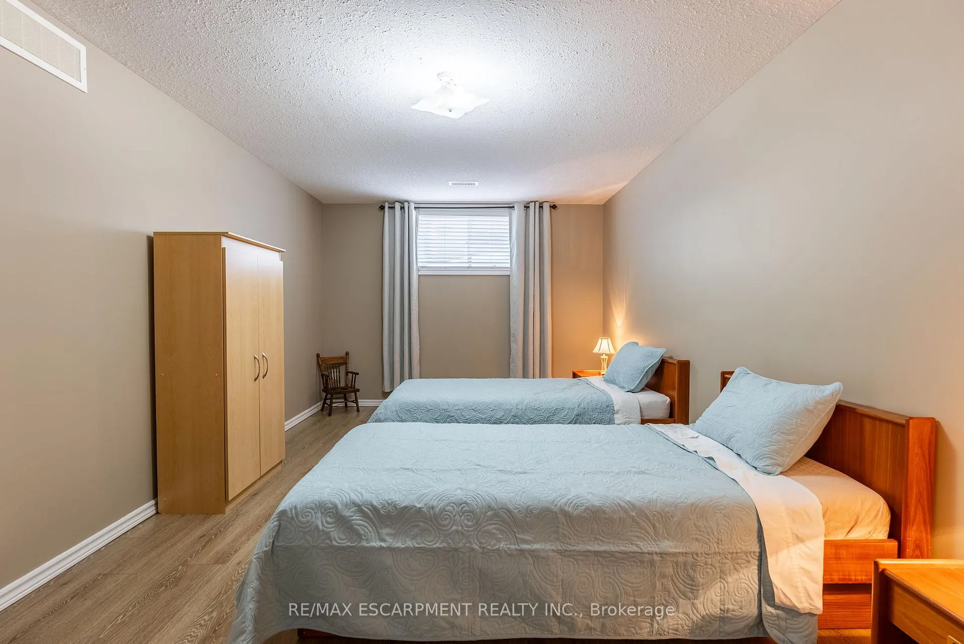 Photo 42 of 22 Mansfield Drive, Brant, South Dumfries — HOMEH