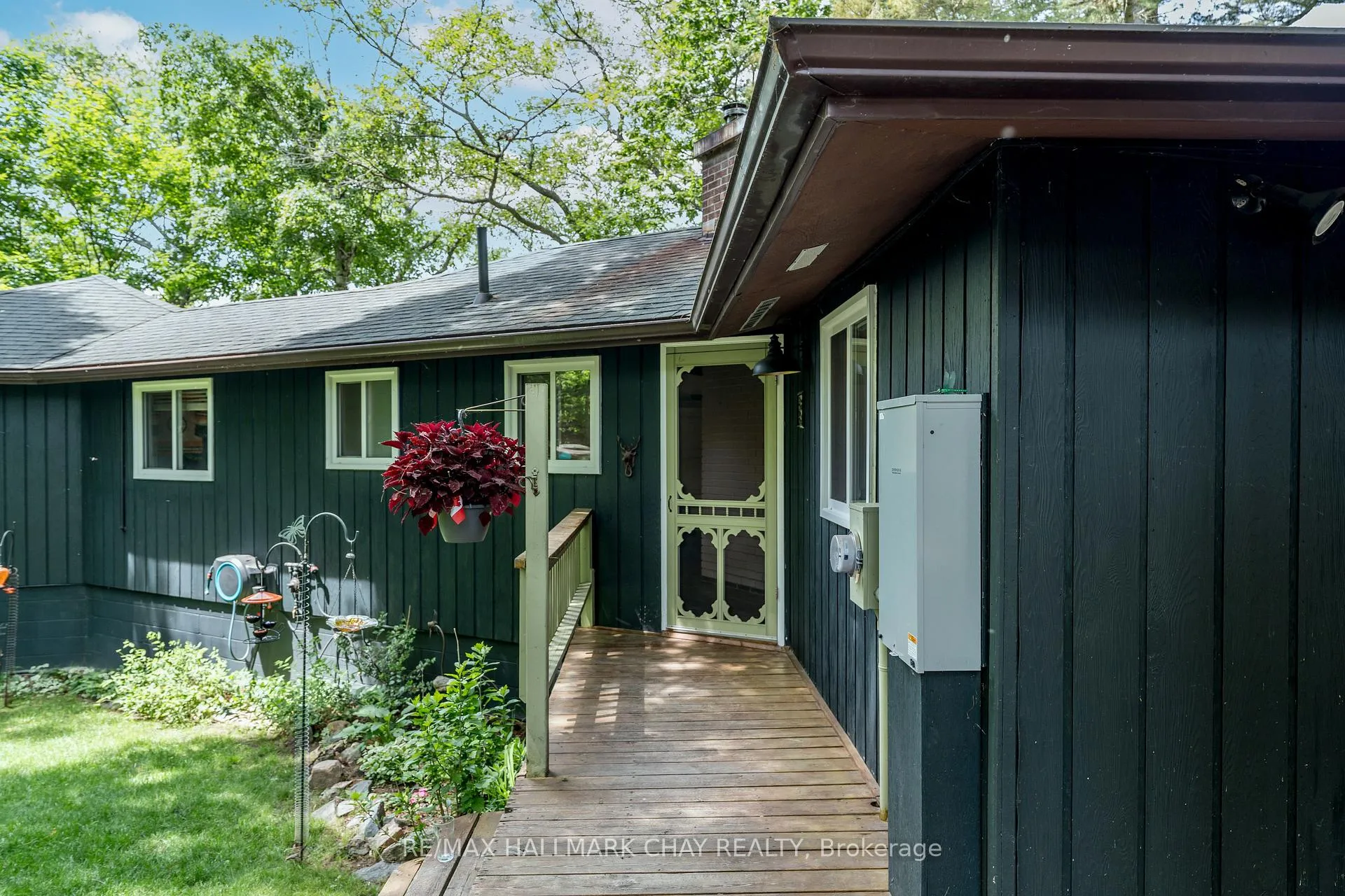 Photo 6 of 8 eagle ridge Lane, McDougall — HOMEH