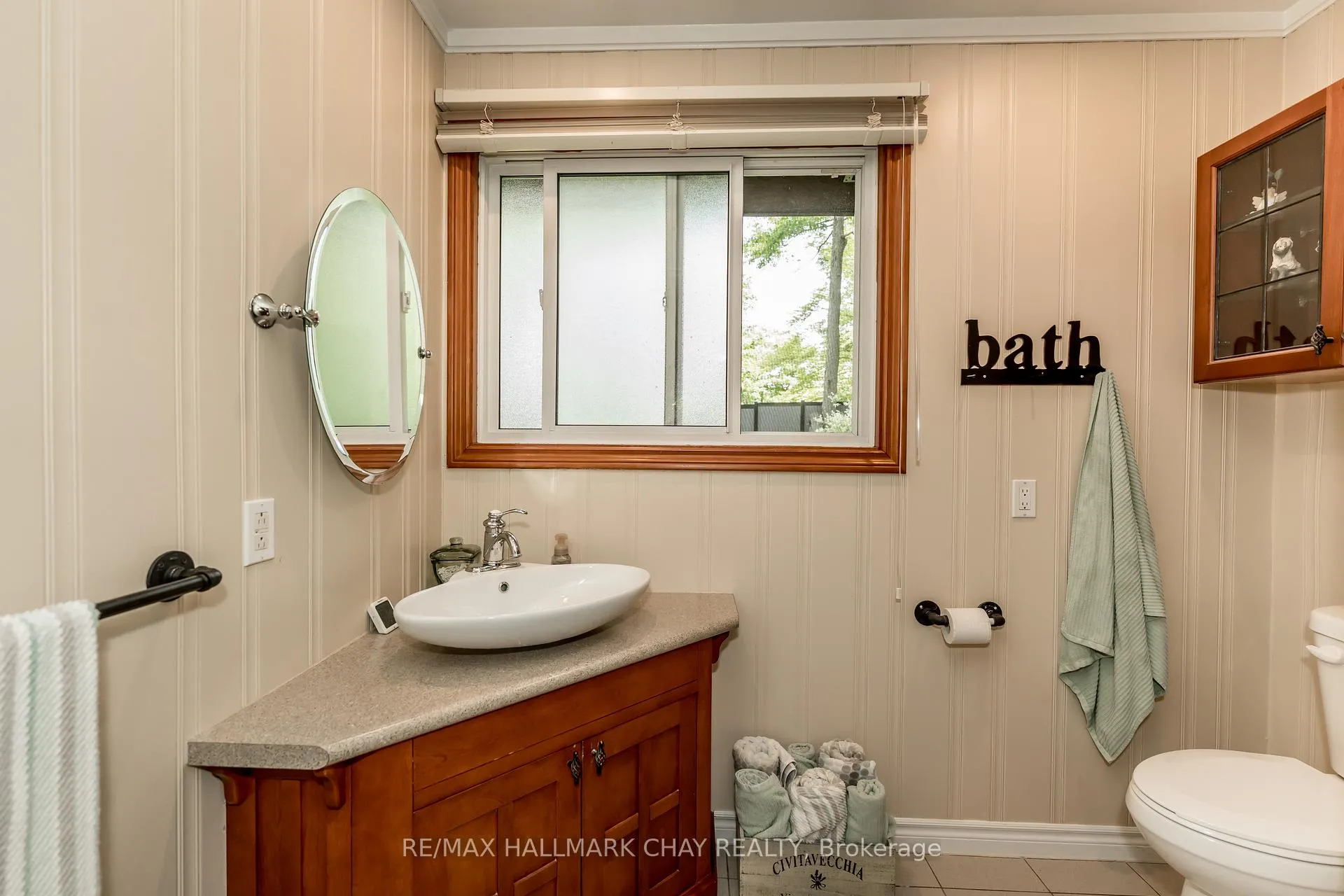 Photo 20 of 8 eagle ridge Lane, McDougall — HOMEH