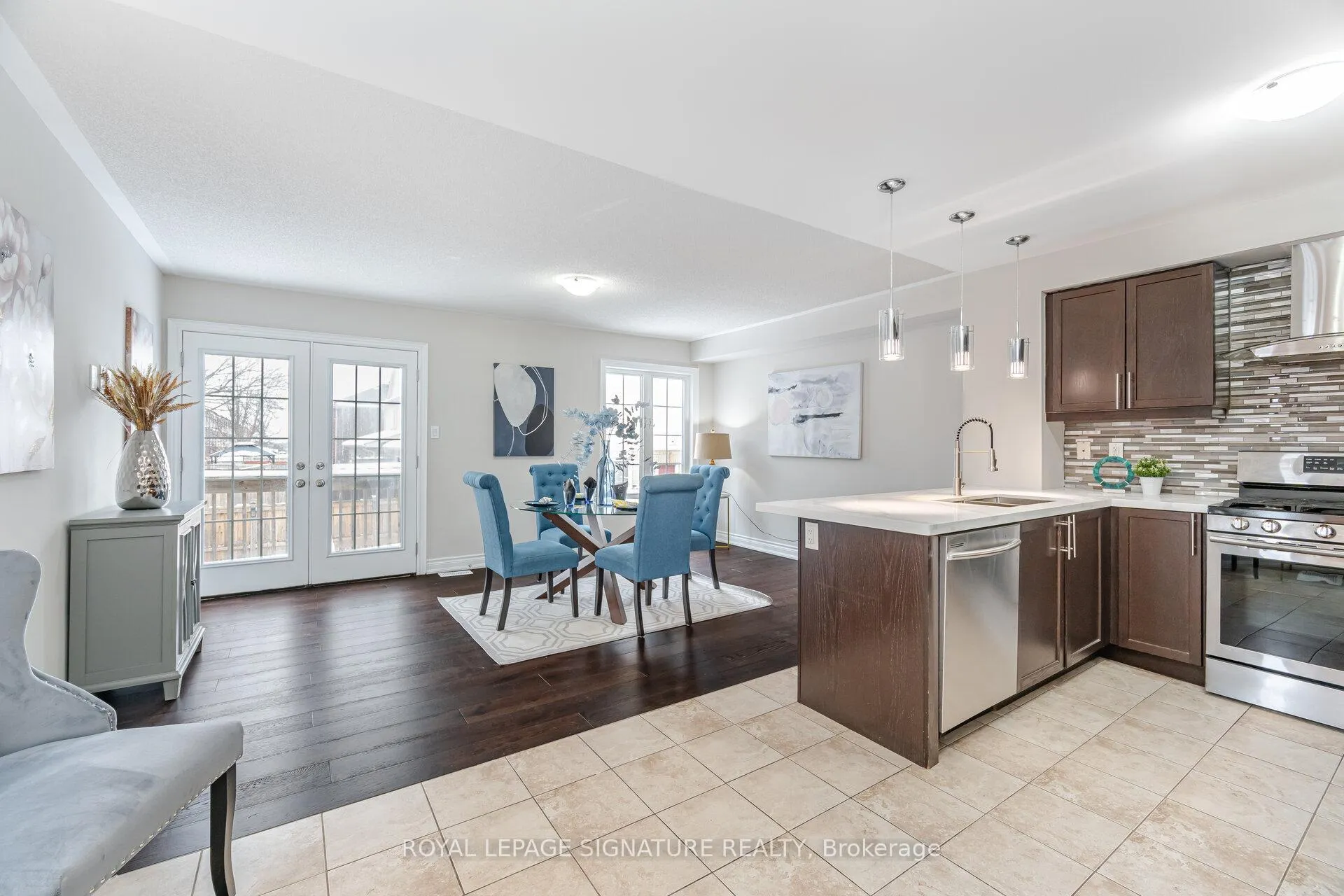 Photo 4 of 1106 Schooling Drive, Oshawa, Taunton — HOMEH