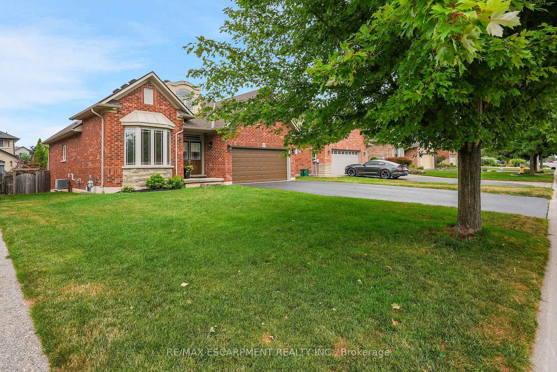 Photo 24 of 169 Central Avenue, Grimsby, Grimsby East — HOMEH