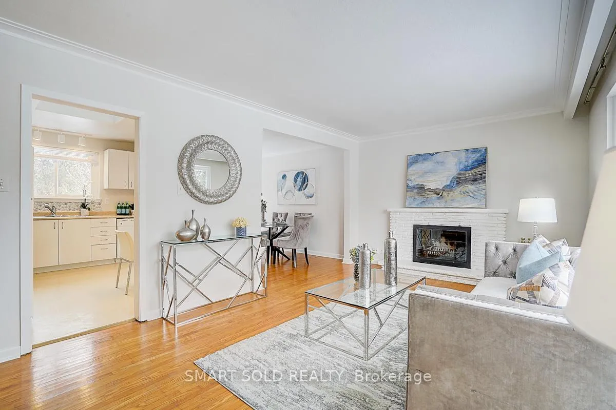 Photo 10 of 12 Alanadale Avenue, Markham, Bullock — HOMEH