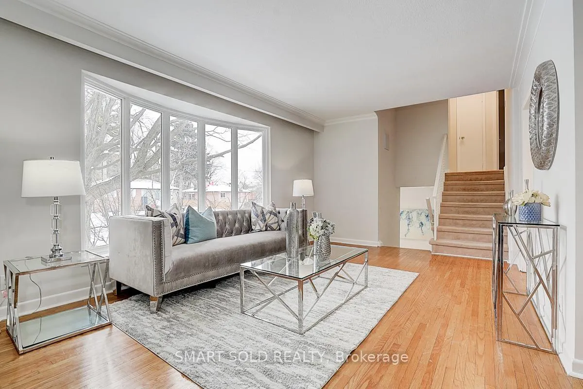 Photo 13 of 12 Alanadale Avenue, Markham, Bullock — HOMEH