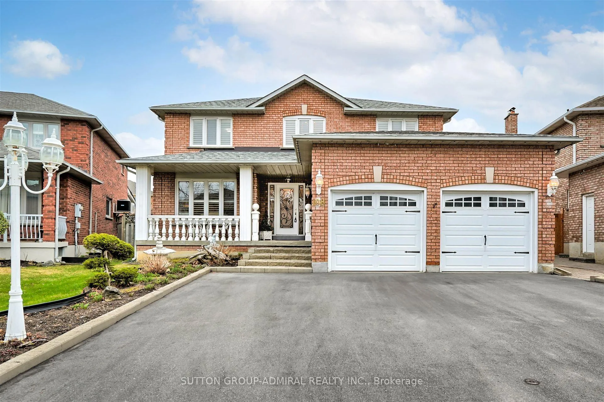 Photo 3 of 108 Camomile Street, Vaughan, West Woodbridge — HOMEH