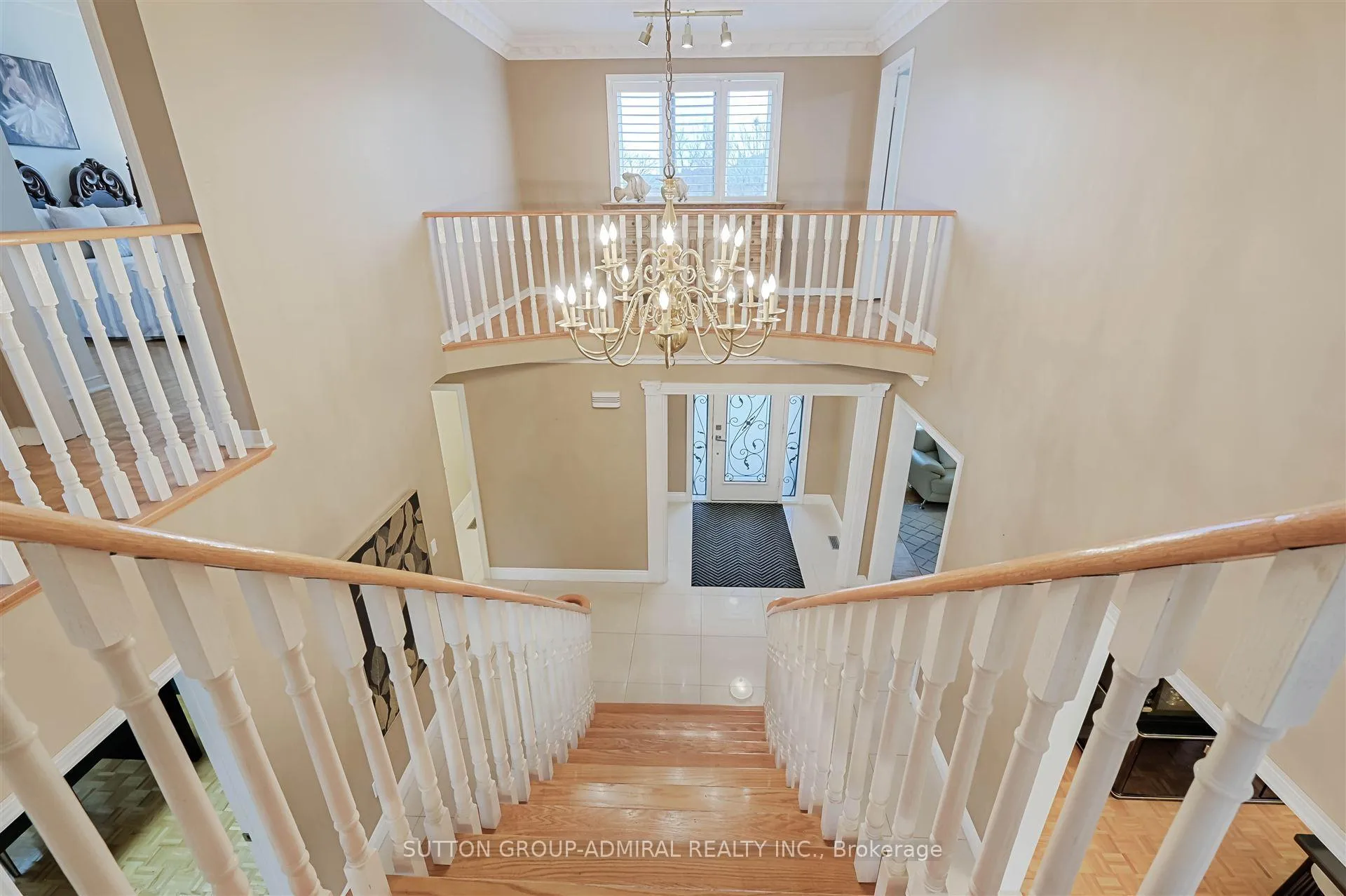 Photo 6 of 108 Camomile Street, Vaughan, West Woodbridge — HOMEH