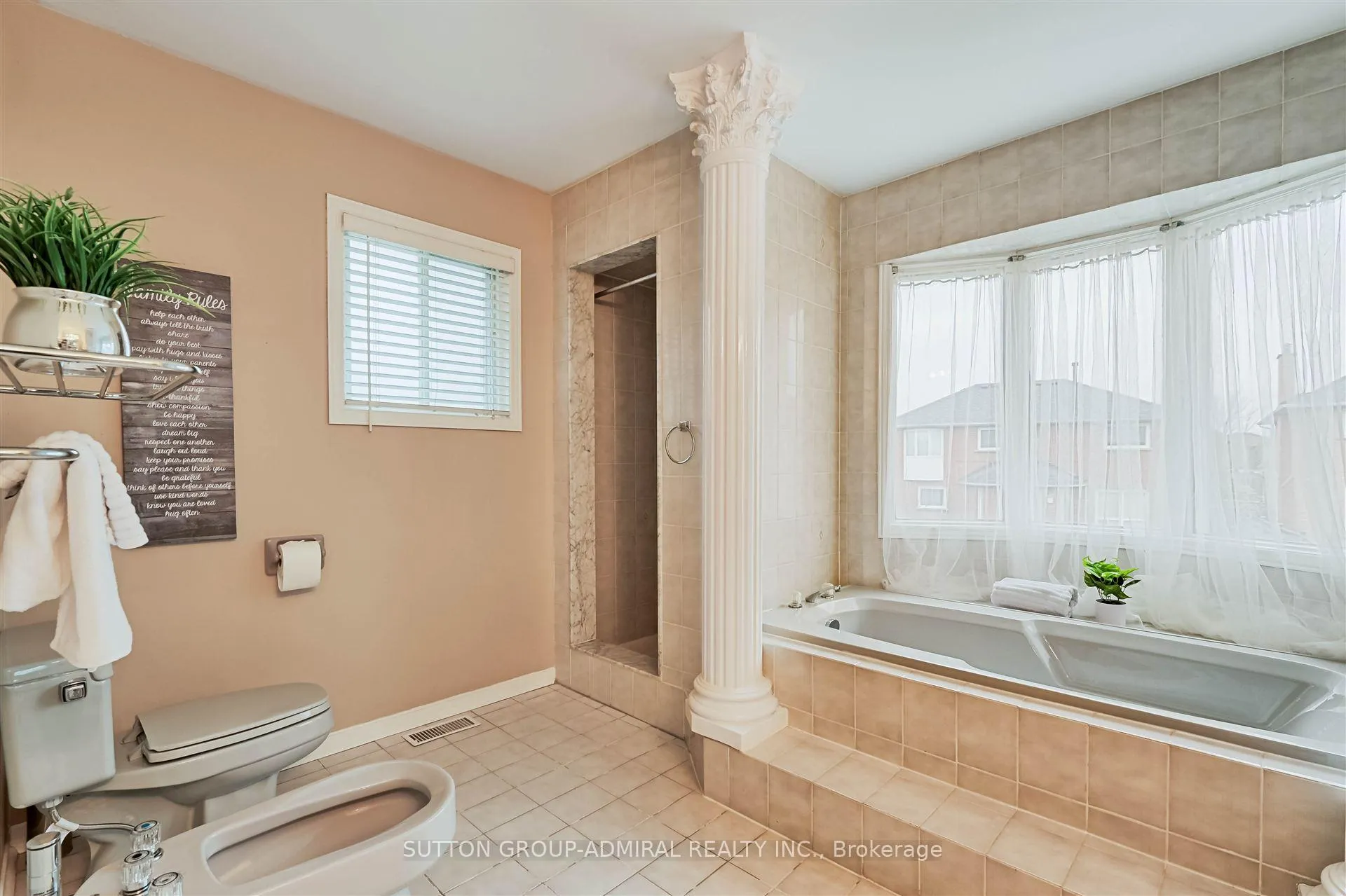 Photo 23 of 108 Camomile Street, Vaughan, West Woodbridge — HOMEH