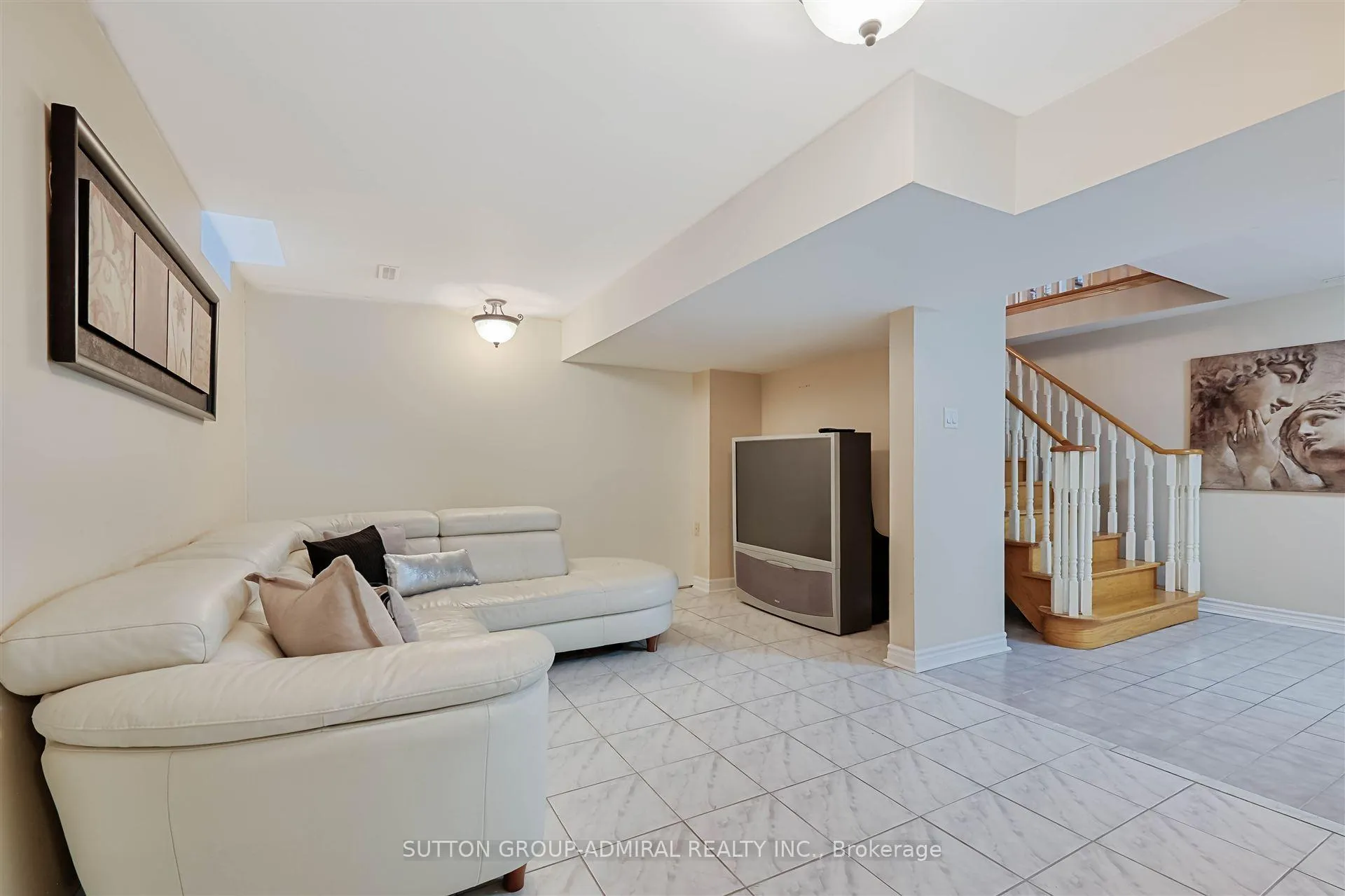 Photo 30 of 108 Camomile Street, Vaughan, West Woodbridge — HOMEH