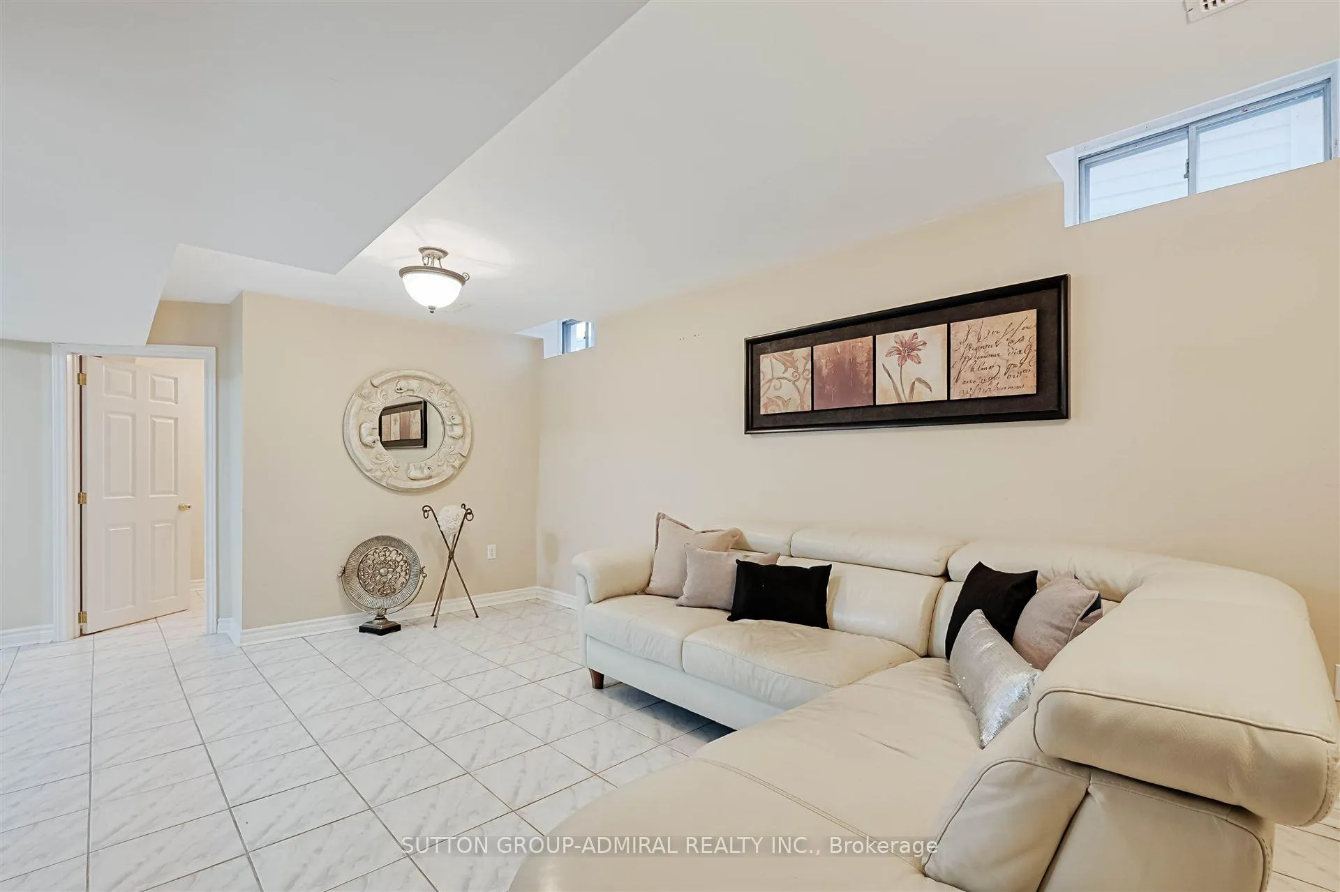 Photo 31 of 108 Camomile Street, Vaughan, West Woodbridge — HOMEH