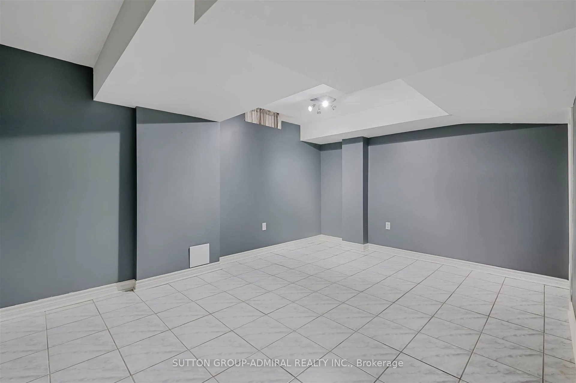 Photo 35 of 108 Camomile Street, Vaughan, West Woodbridge — HOMEH