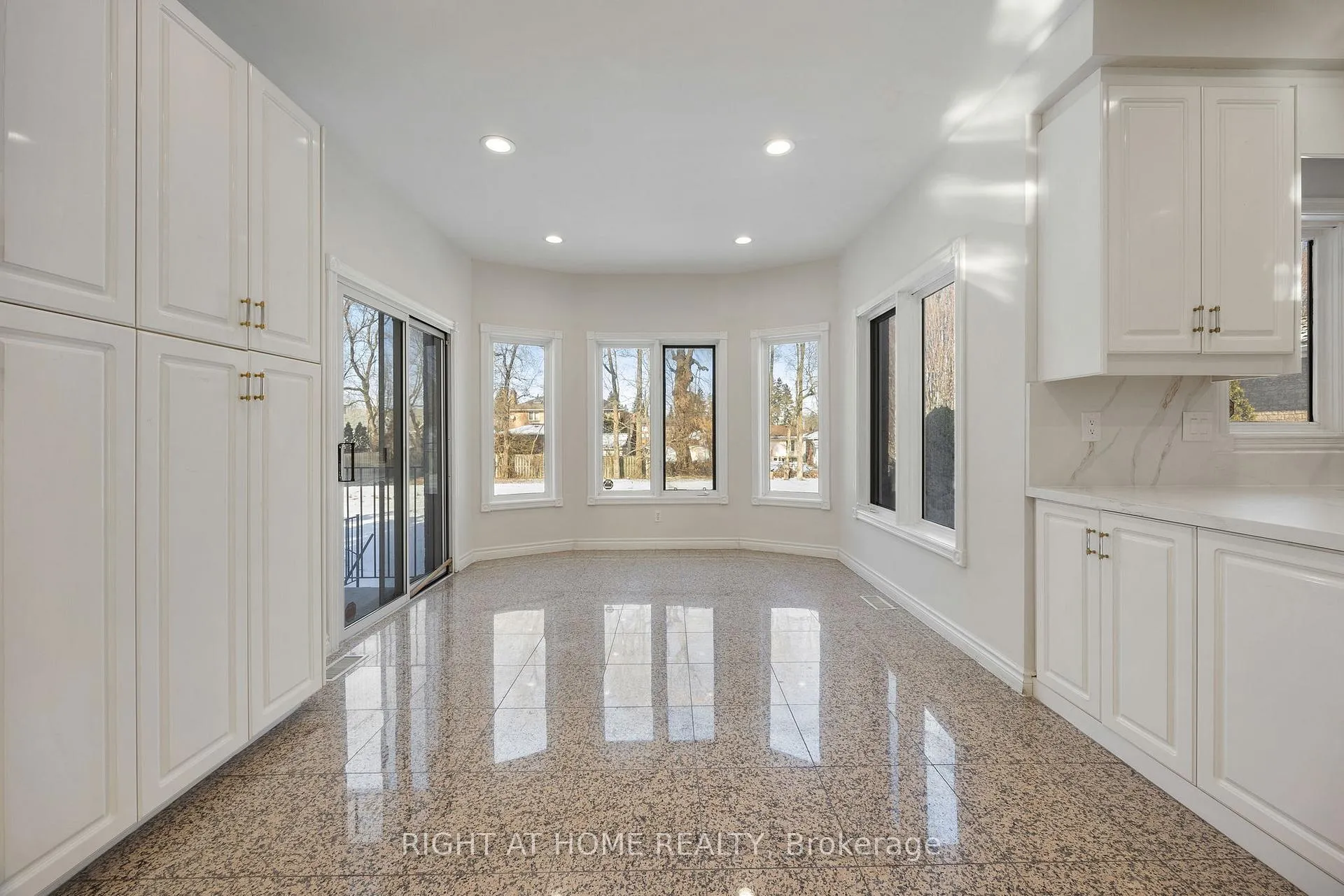 Photo 16 of 12 Regal Court, Markham, Milliken Mills East — HOMEH
